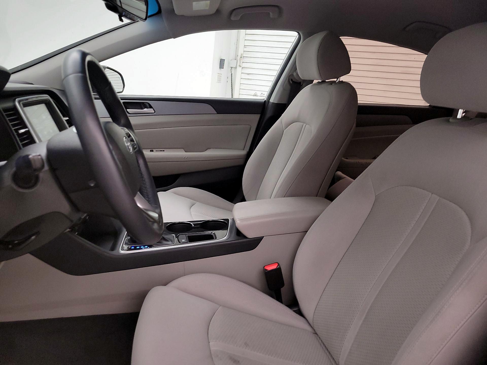 Thumbnail: 2018 Hyundai Sonata - 11