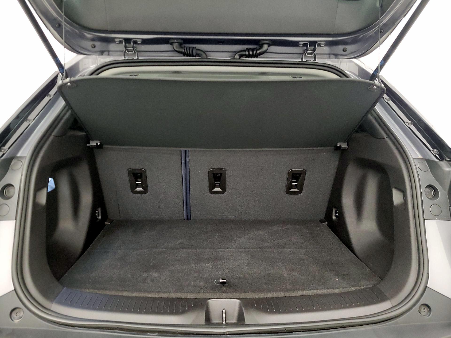 Thumbnail: 2023 Chevrolet Bolt EUV - 20