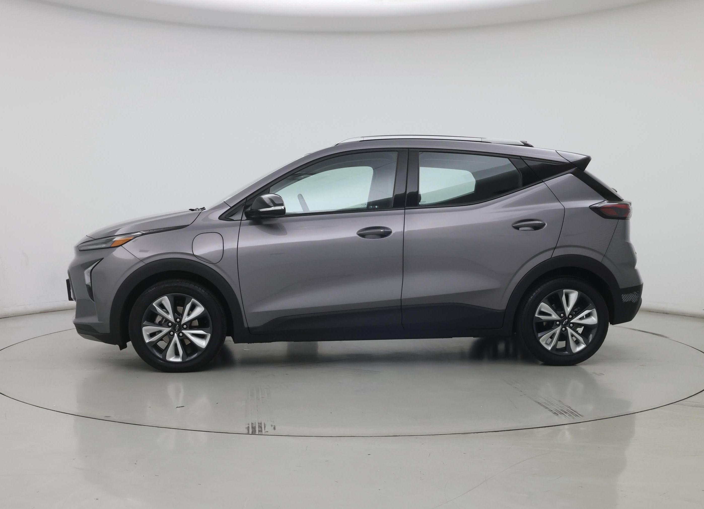 Thumbnail: 2023 Chevrolet Bolt EUV - 3