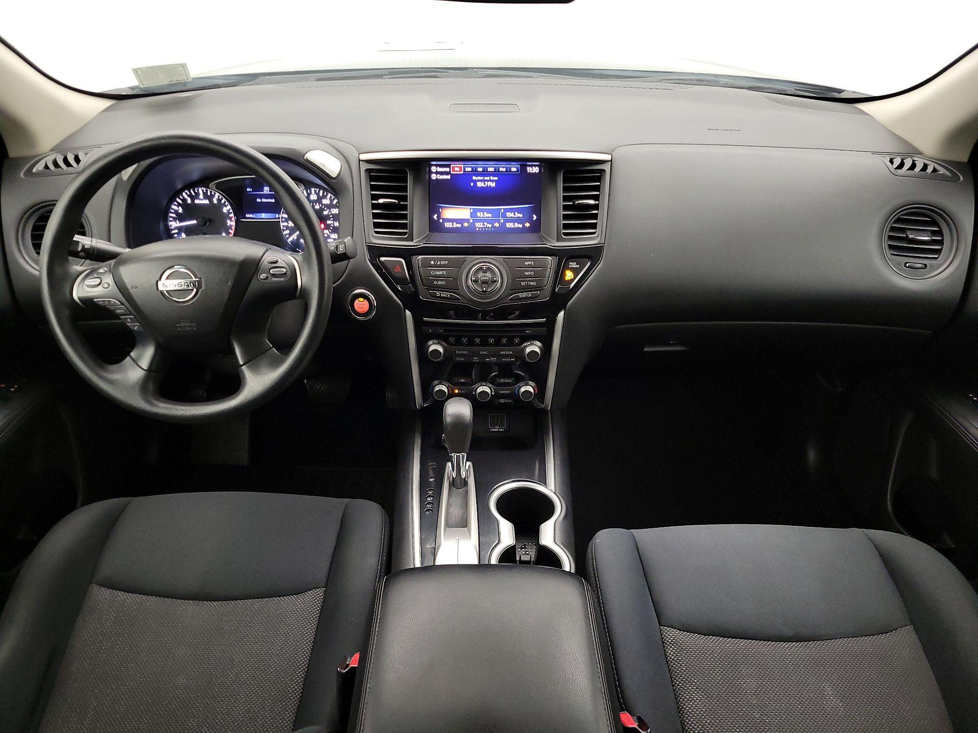 Thumbnail: 2018 Nissan Pathfinder - 9