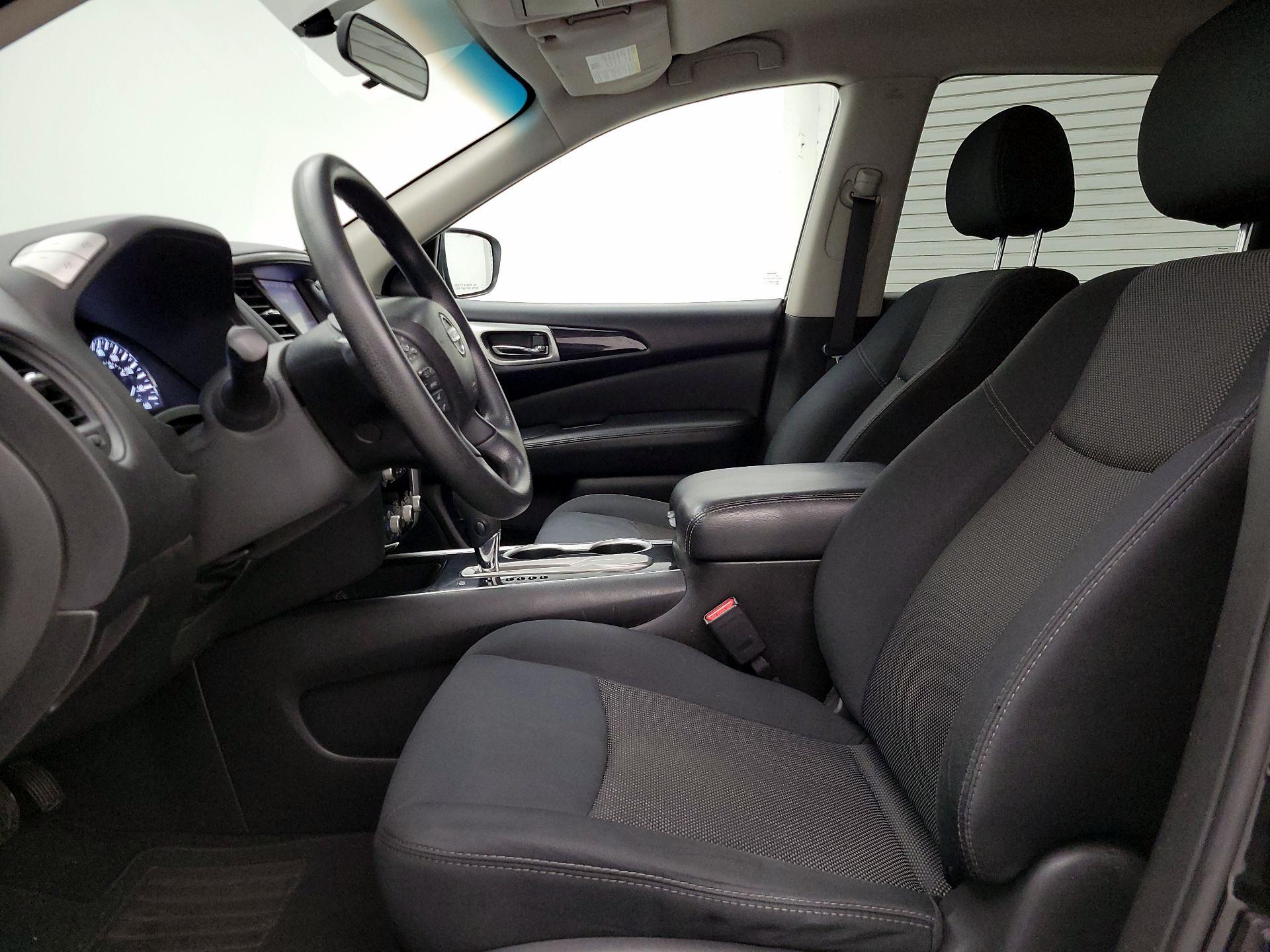 Thumbnail: 2018 Nissan Pathfinder - 11