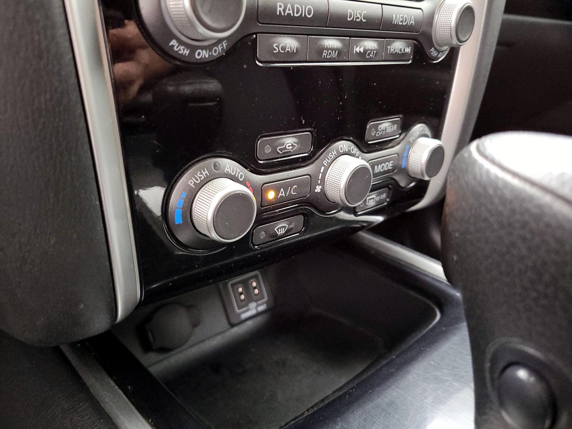 Thumbnail: 2018 Nissan Pathfinder - 16