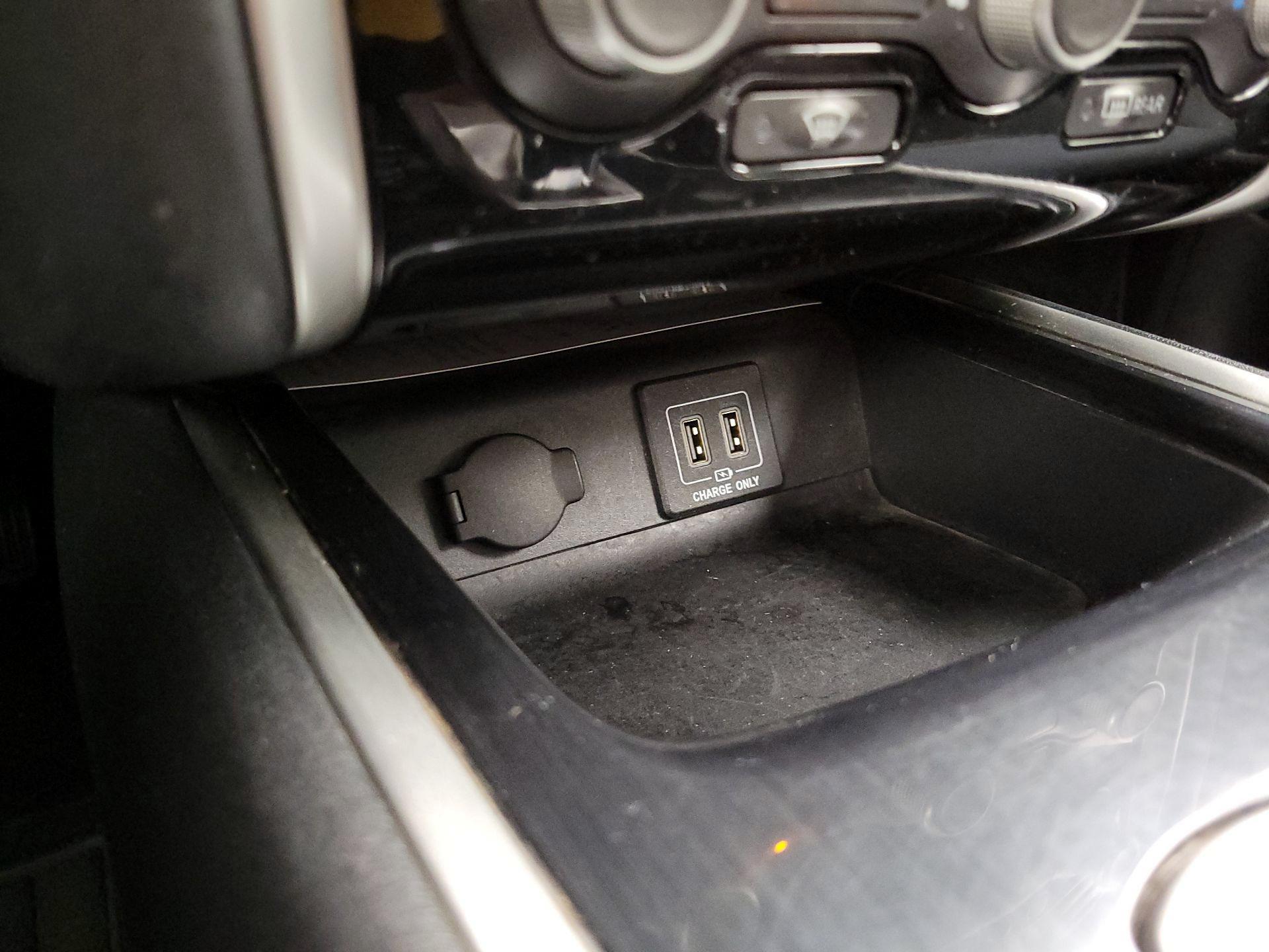 Thumbnail: 2018 Nissan Pathfinder - 18