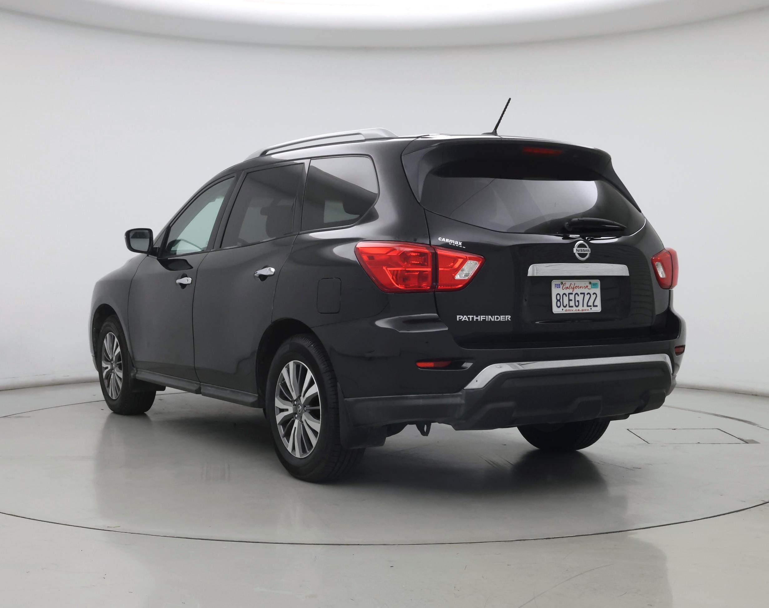 Thumbnail: 2018 Nissan Pathfinder - 2