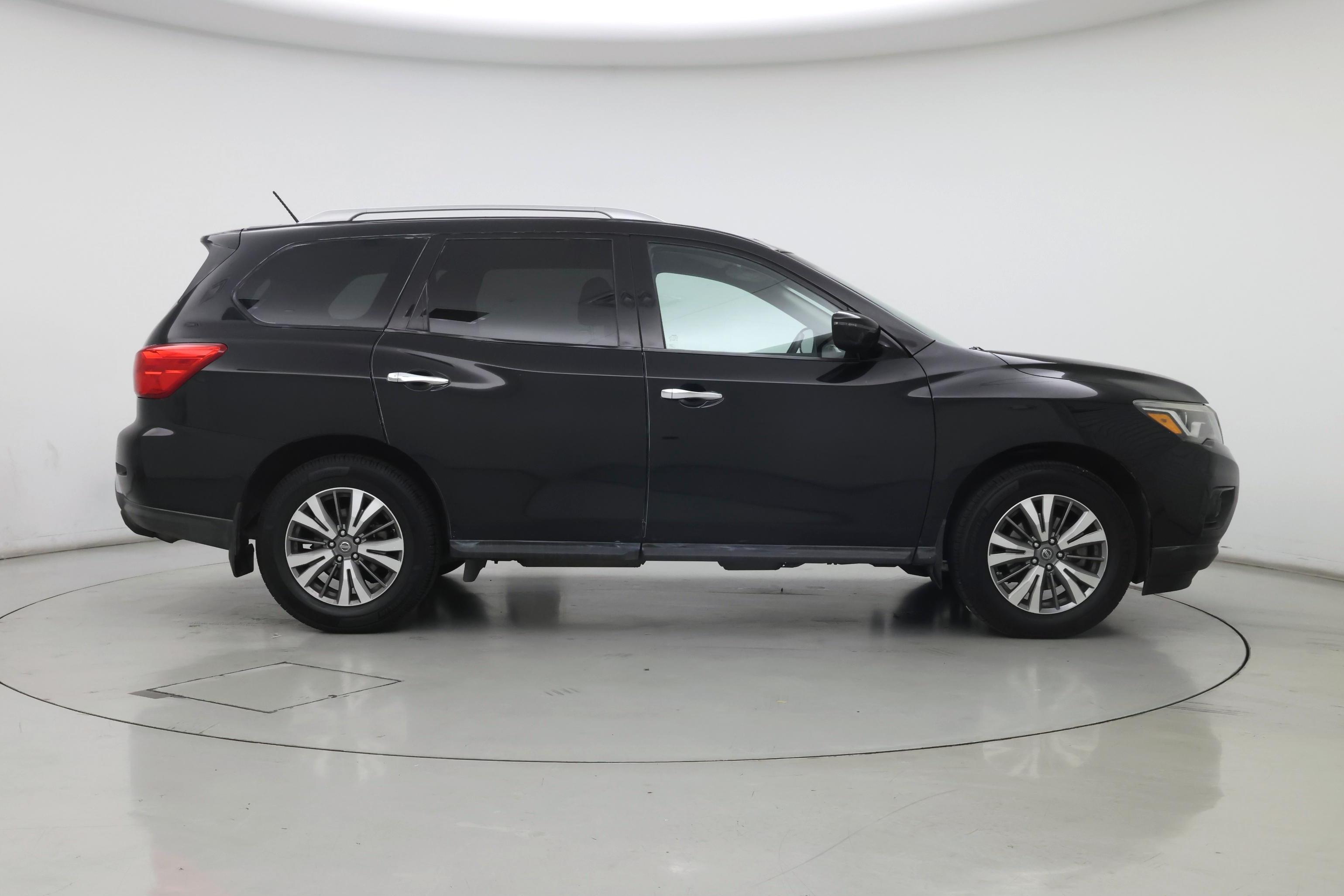 Thumbnail: 2018 Nissan Pathfinder - 7