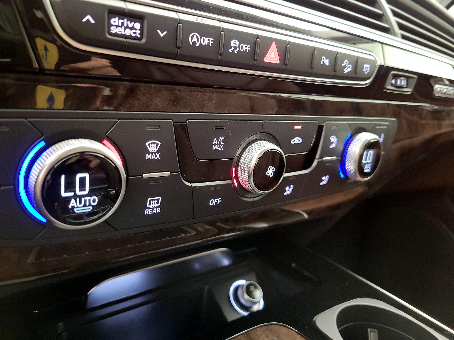 Thumbnail: 2018 Audi Q7 - 16