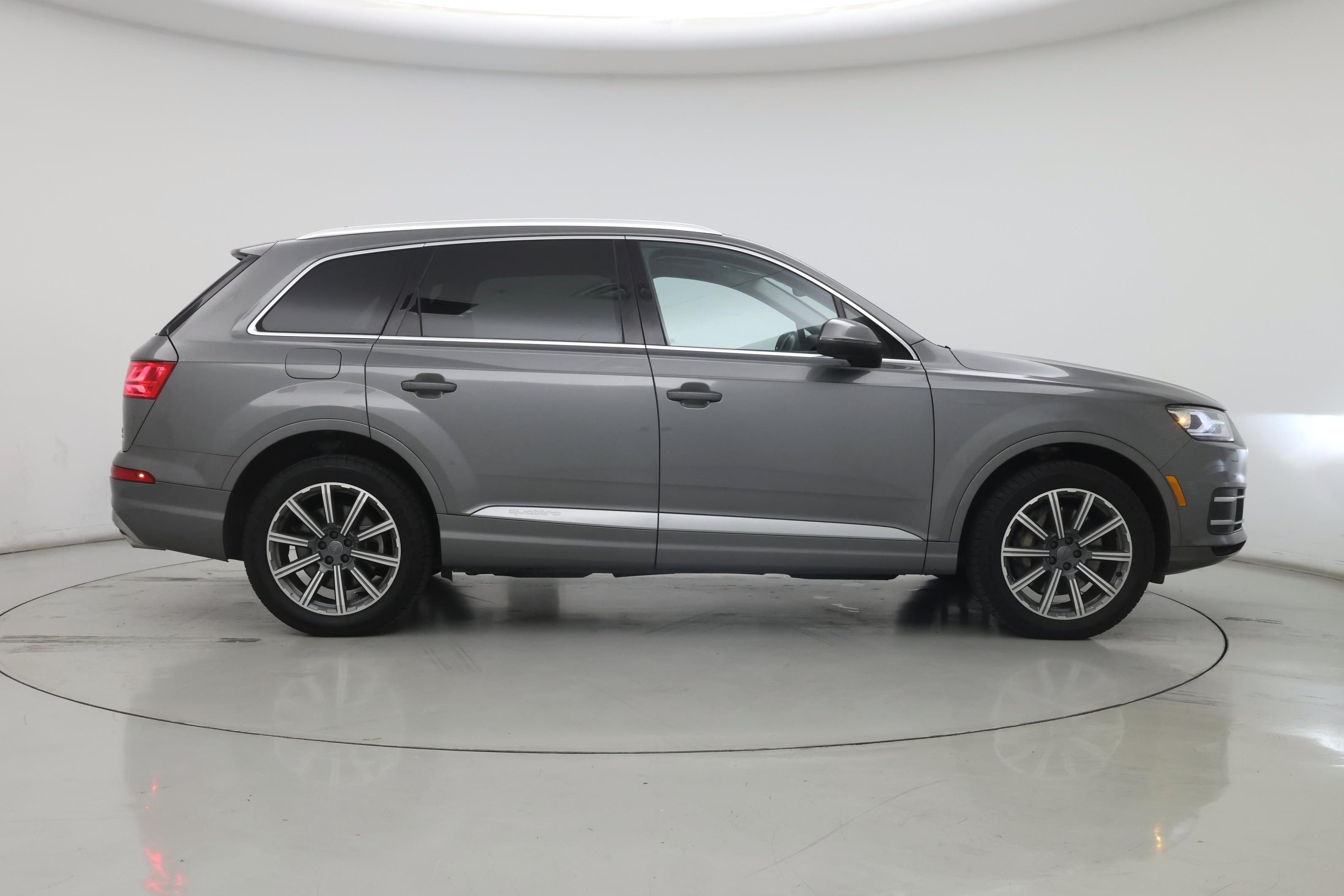 Thumbnail: 2018 Audi Q7 - 7