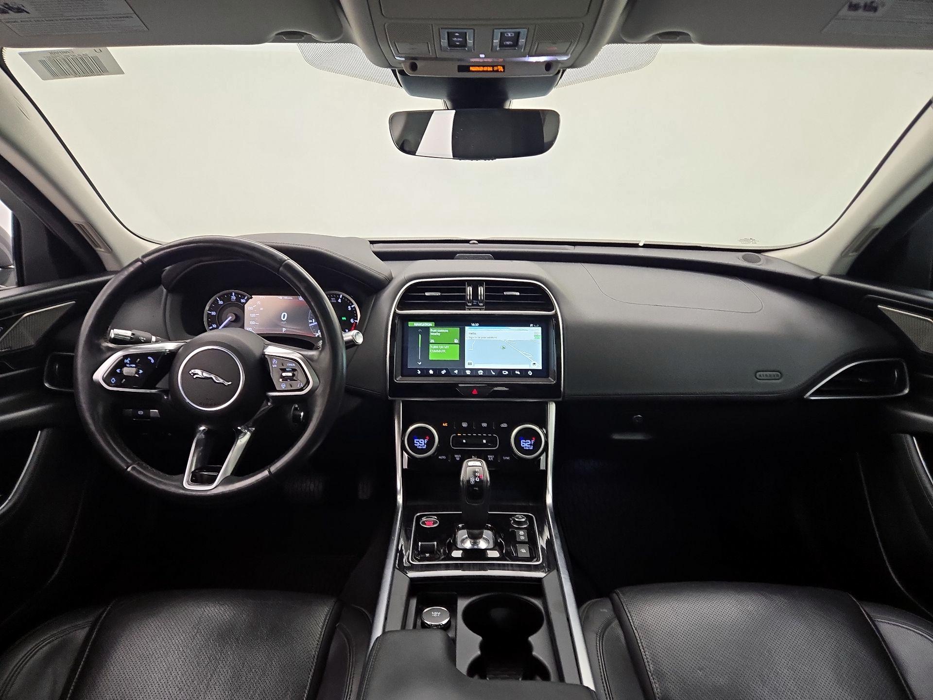 Thumbnail: 2020 Jaguar XE - 9