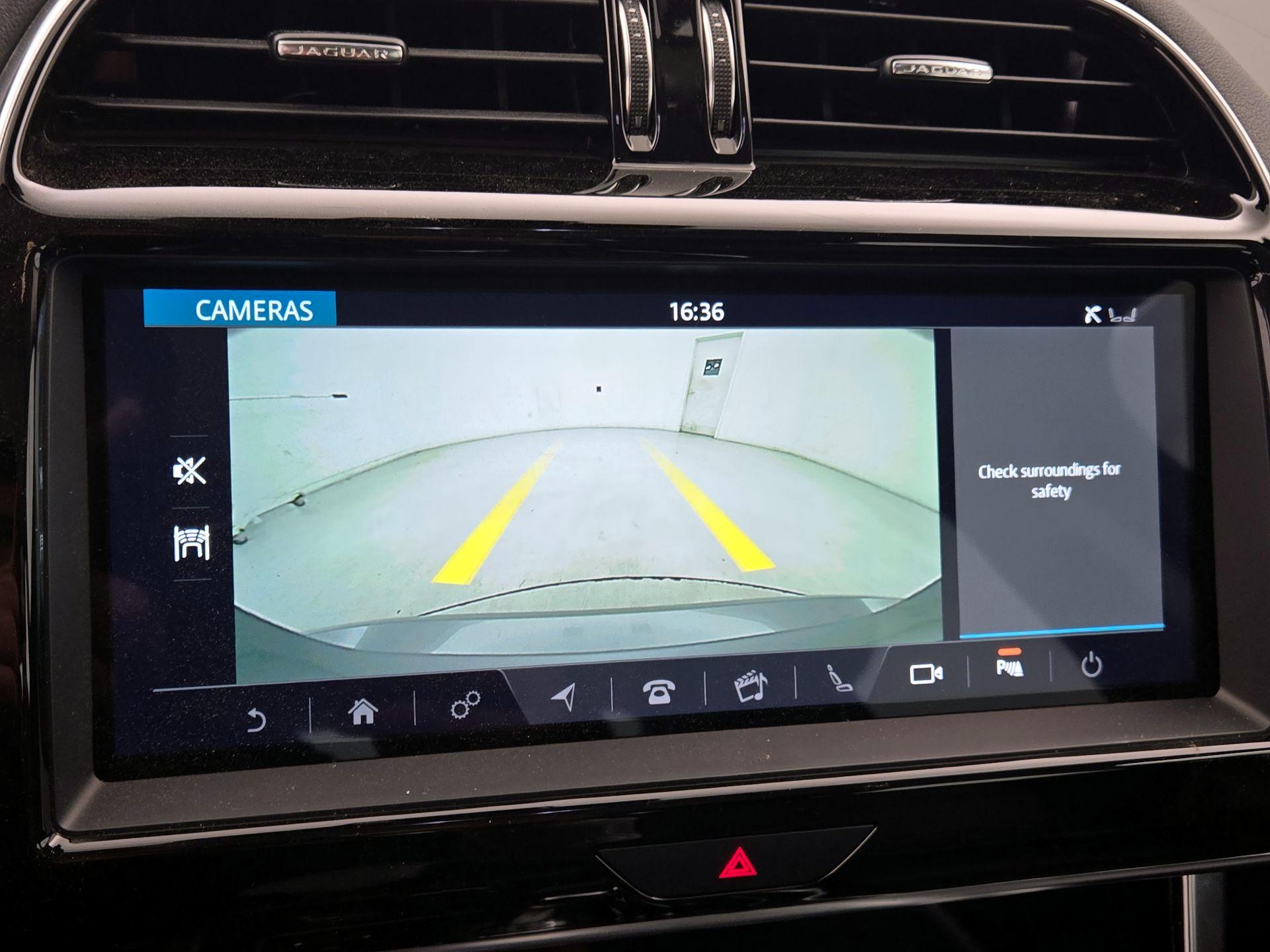 Thumbnail: 2020 Jaguar XE - 15