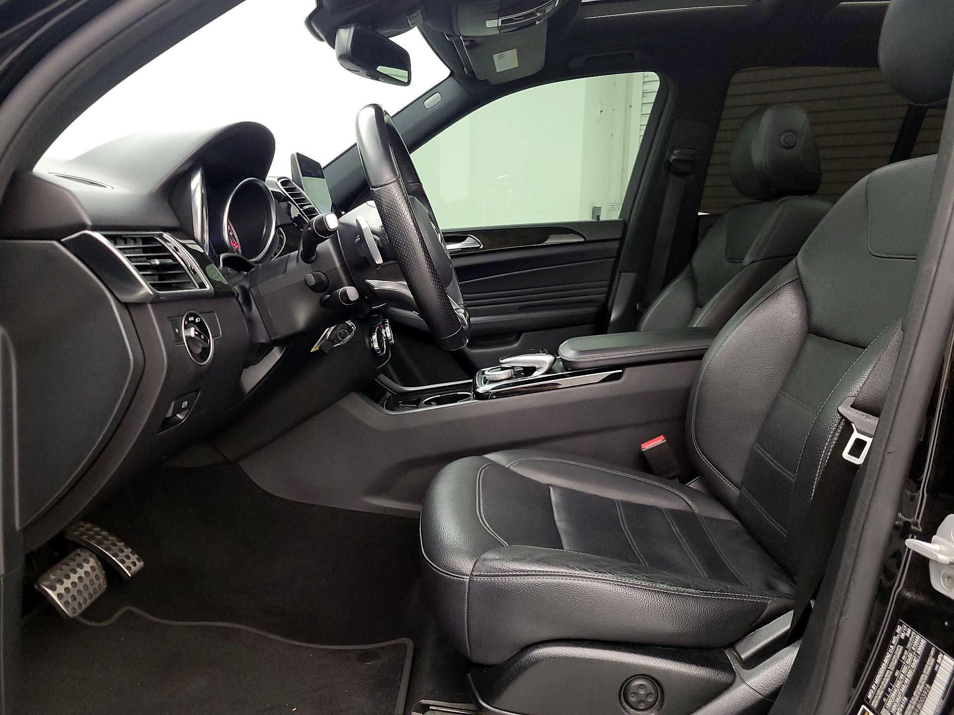 Thumbnail: 2018 Mercedes-Benz GLE - 11