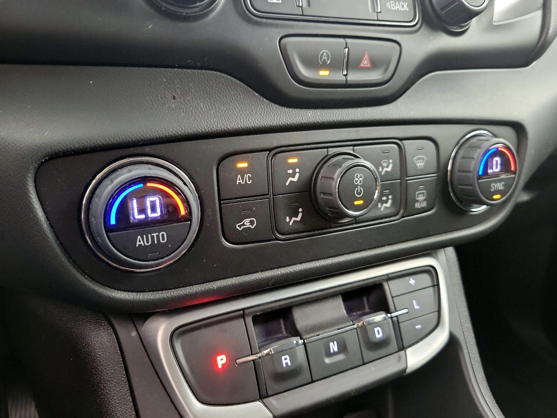 Thumbnail: 2023 GMC Terrain - 16