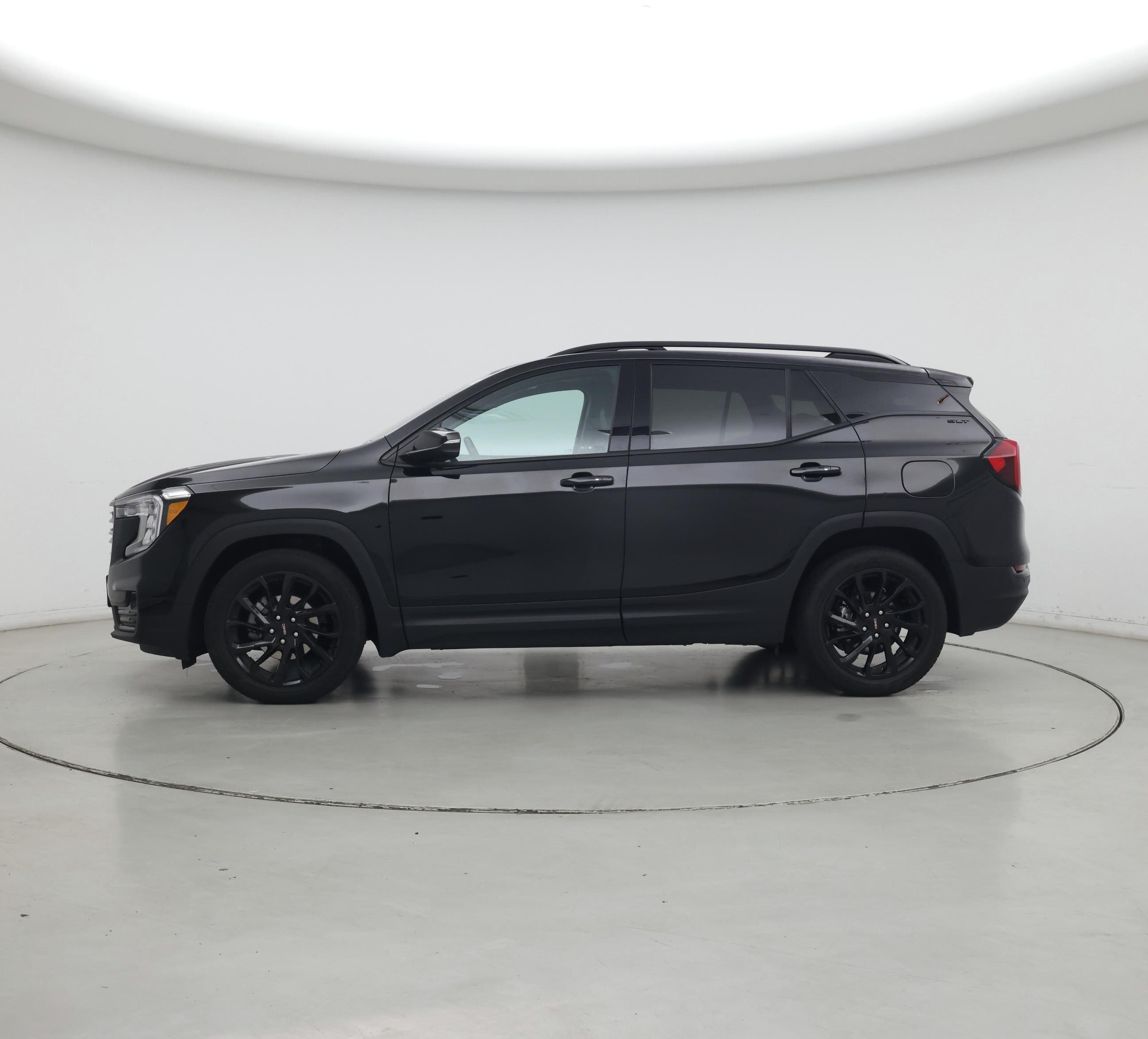 Thumbnail: 2023 GMC Terrain - 3