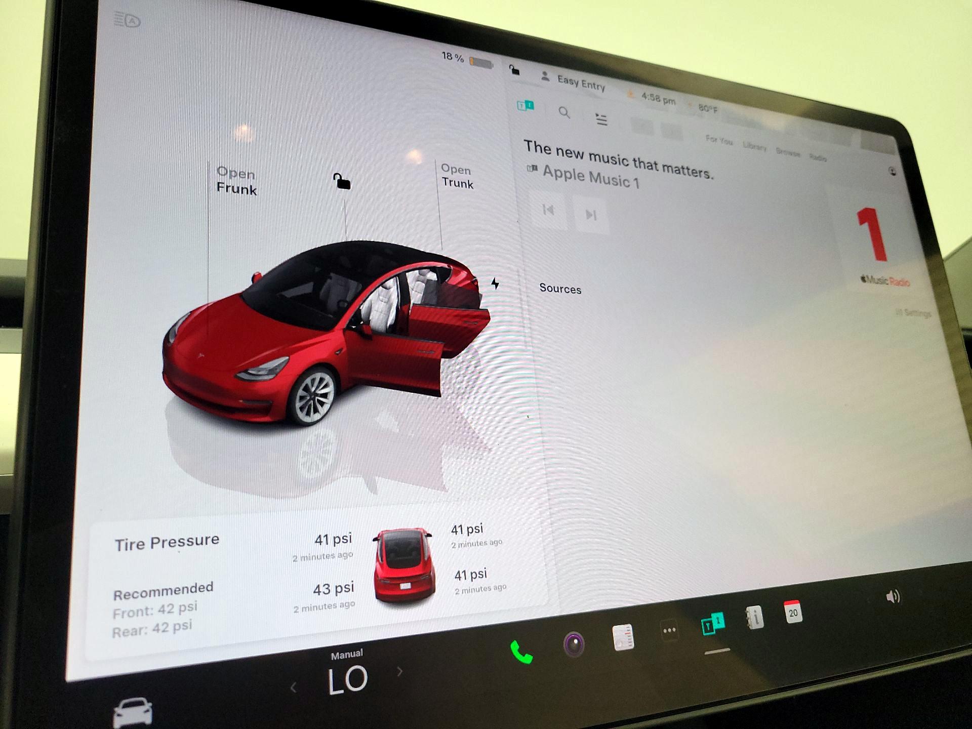 Thumbnail: 2023 Tesla Model 3 - 15