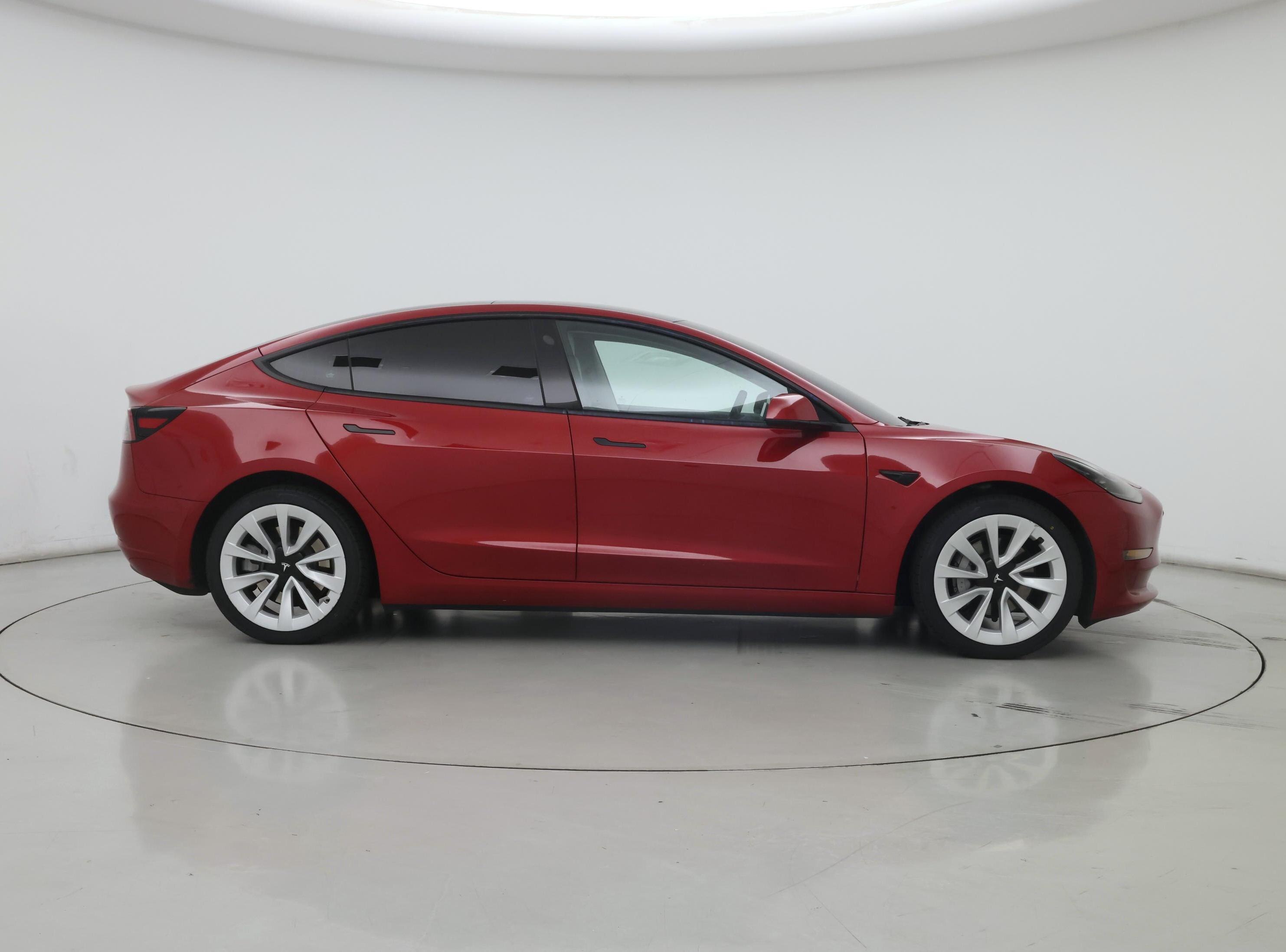 Thumbnail: 2023 Tesla Model 3 - 7