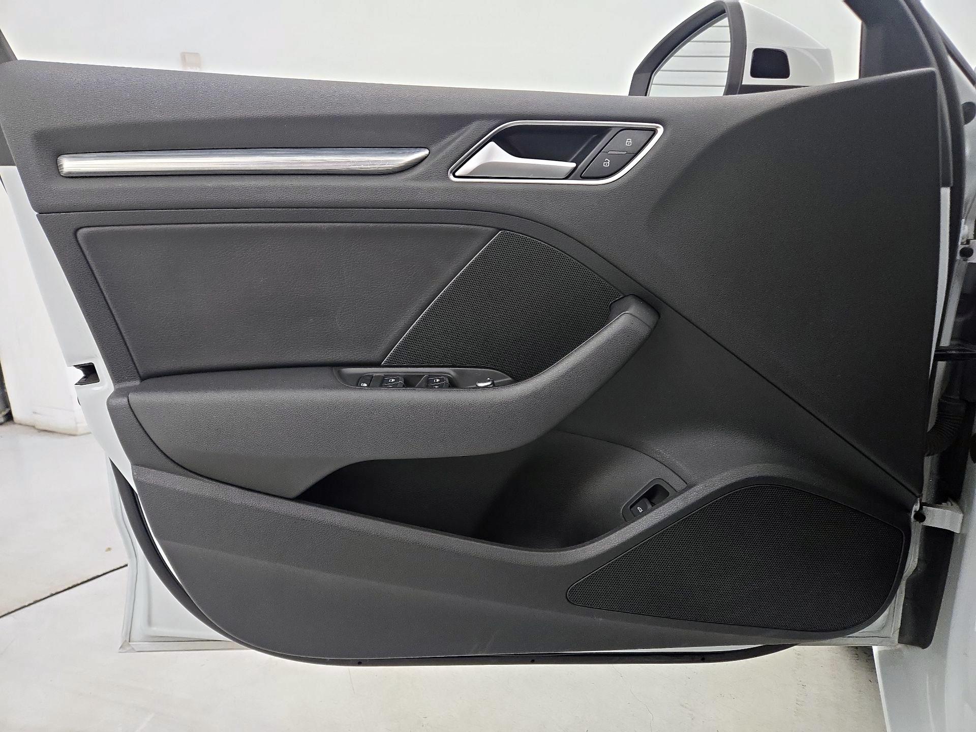 Thumbnail: 2016 Audi A3 - 12