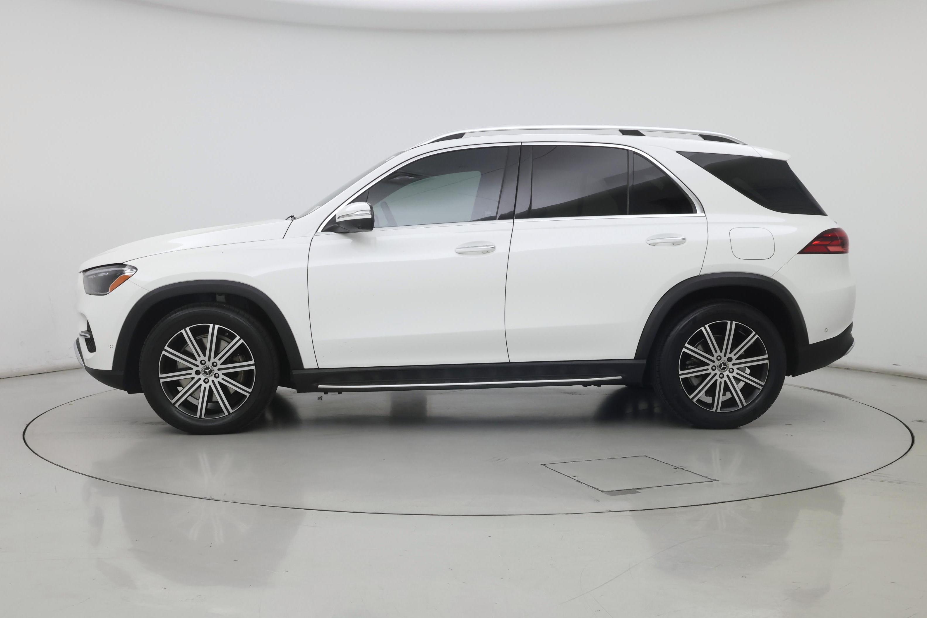 Thumbnail: 2025 Mercedes-Benz GLE - 3