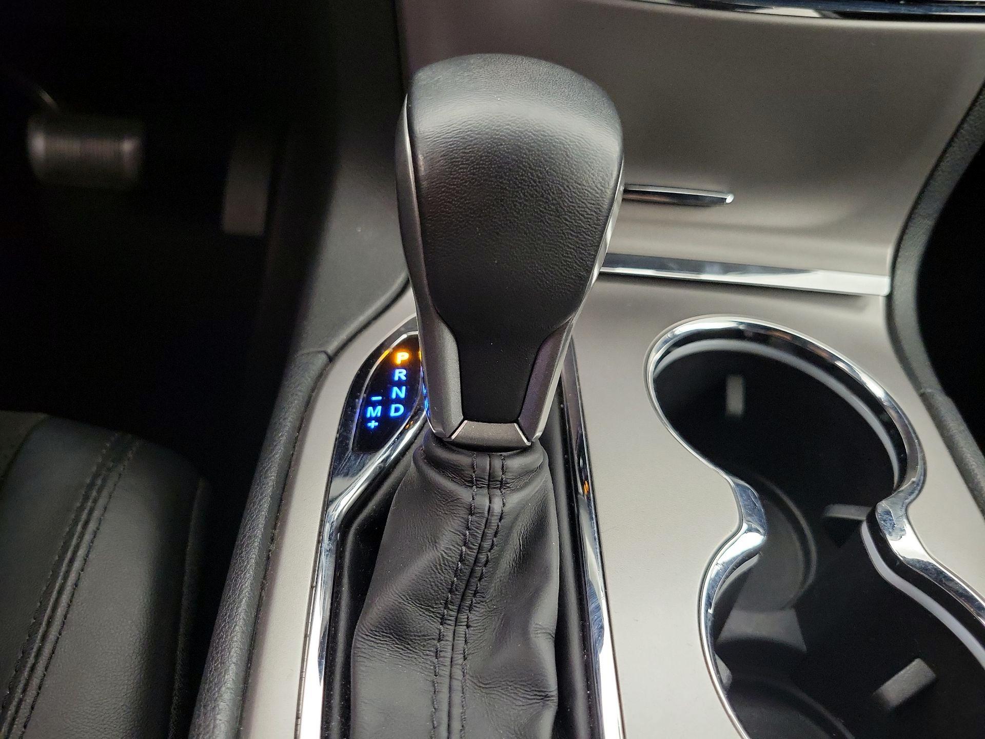 Thumbnail: 2019 Jeep Grand Cherokee - 18