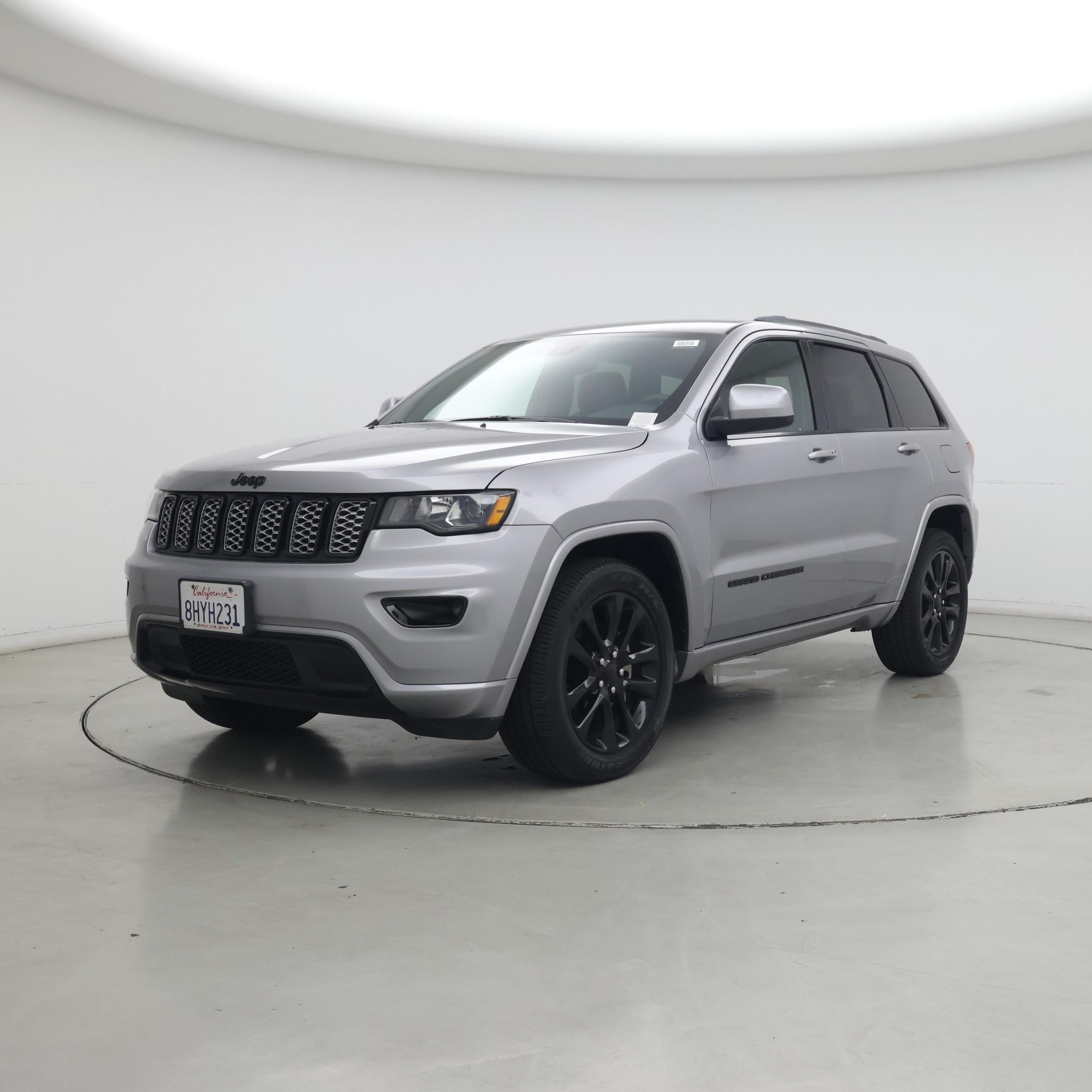 Thumbnail: 2019 Jeep Grand Cherokee - 4