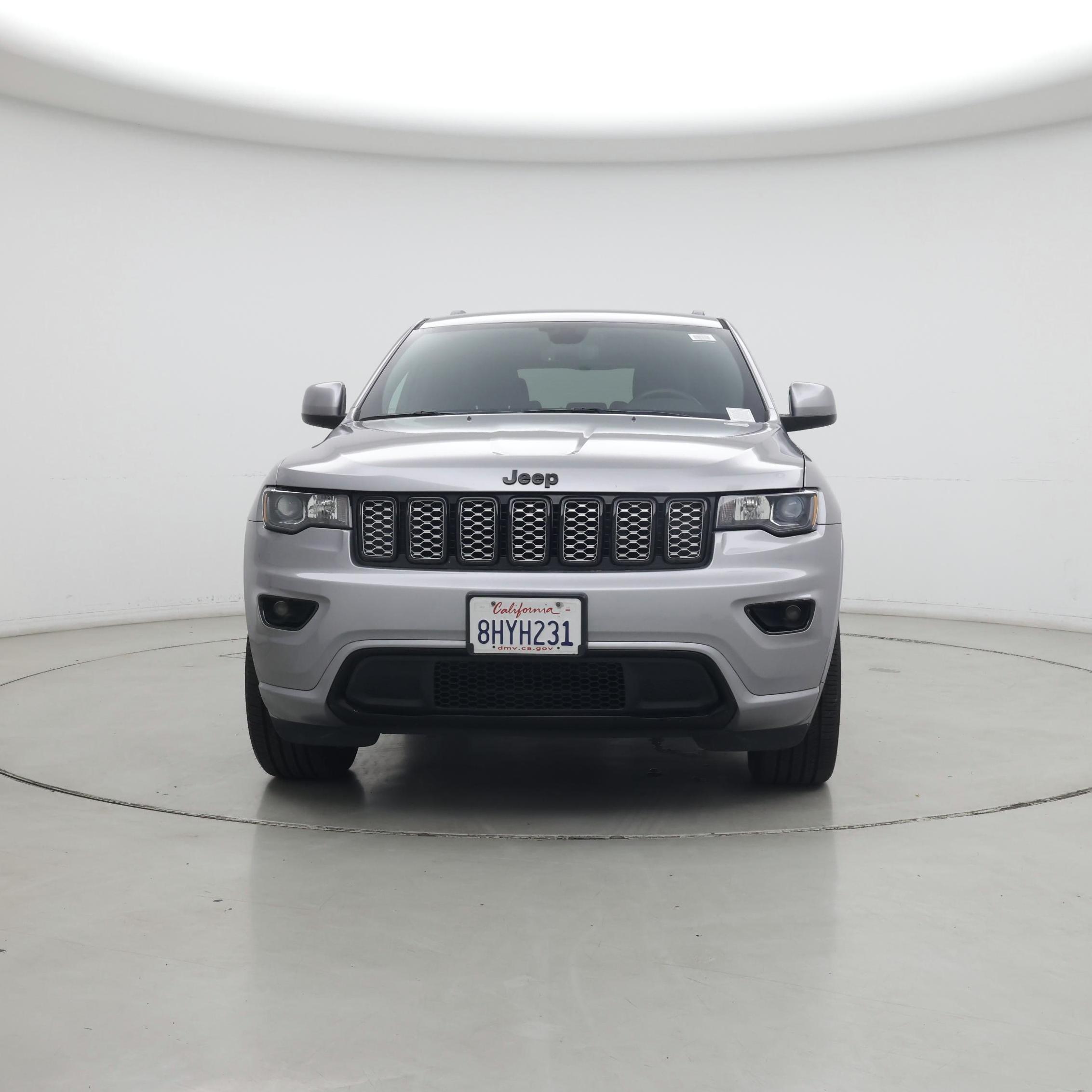 Thumbnail: 2019 Jeep Grand Cherokee - 5