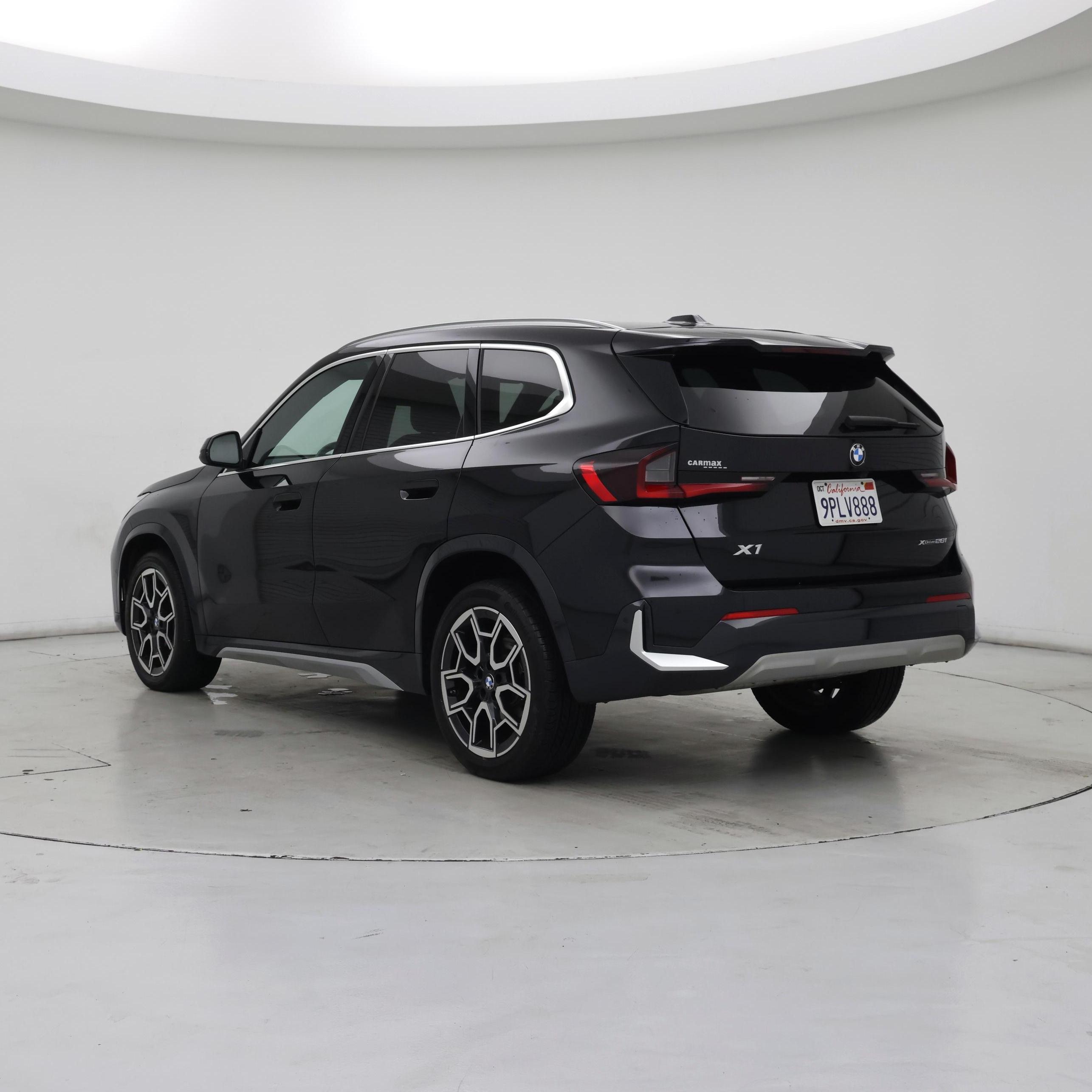 Thumbnail: 2025 BMW X1 - 2