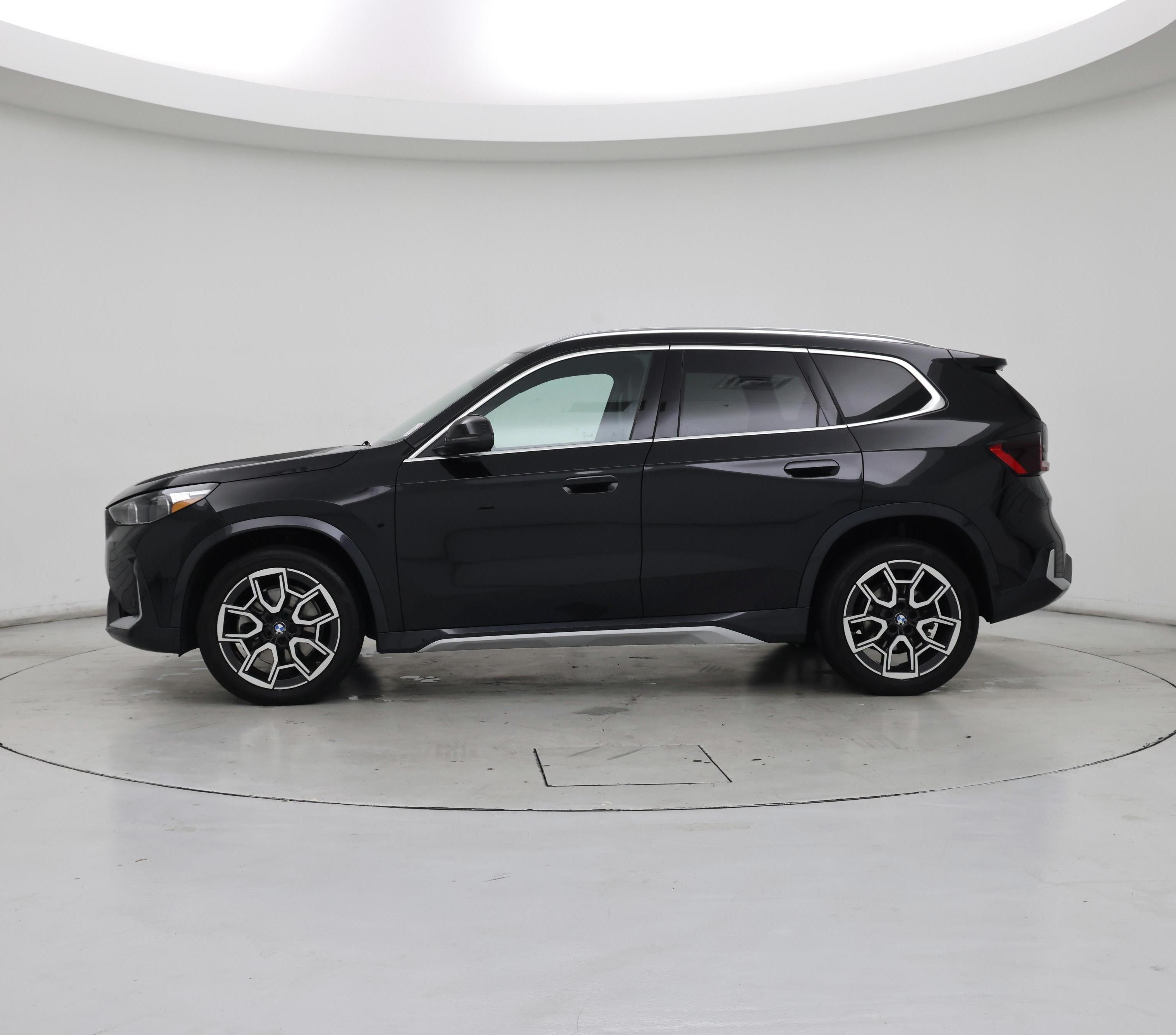 Thumbnail: 2025 BMW X1 - 3
