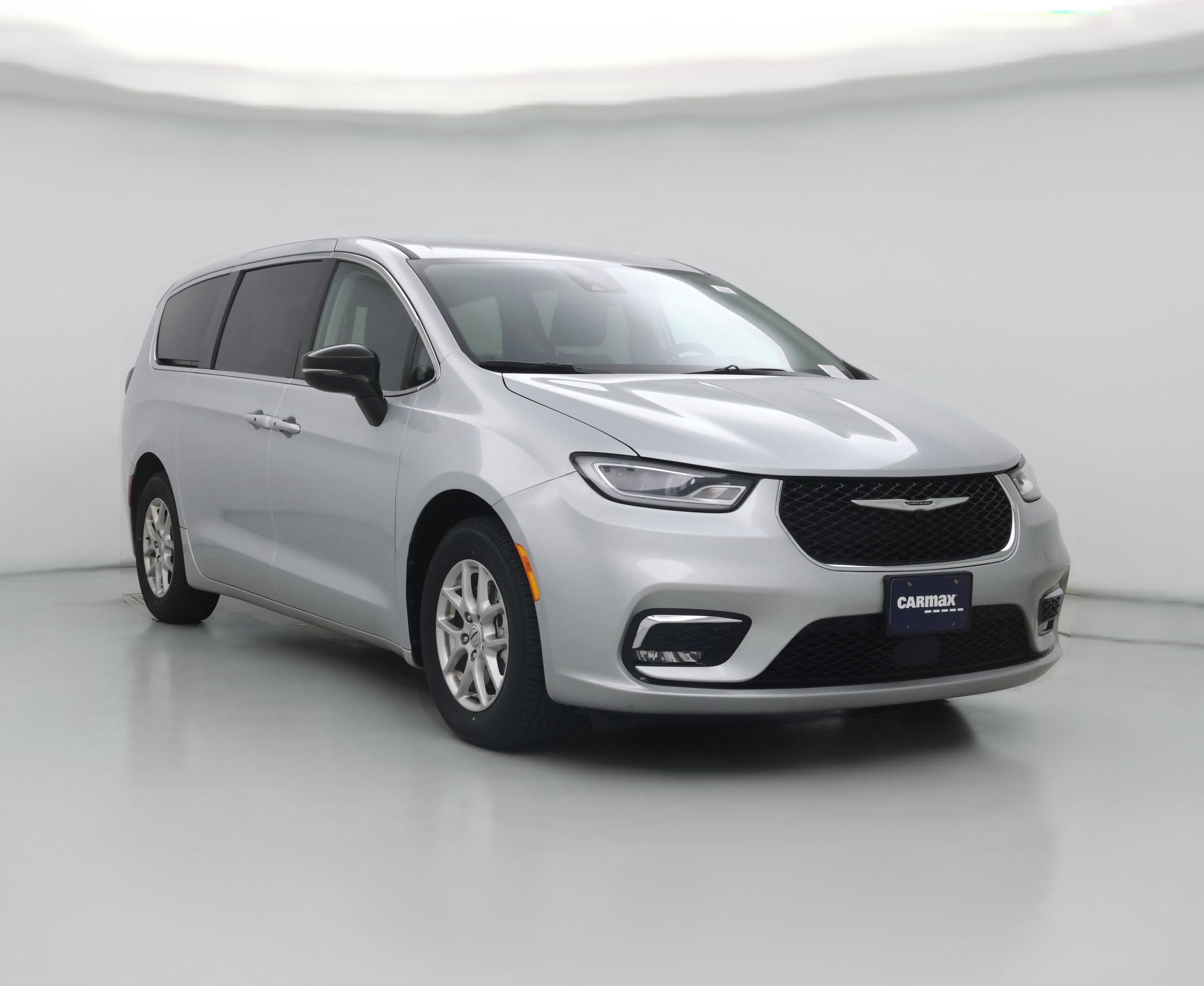 Thumbnail: 2024 Chrysler Pacifica - 1