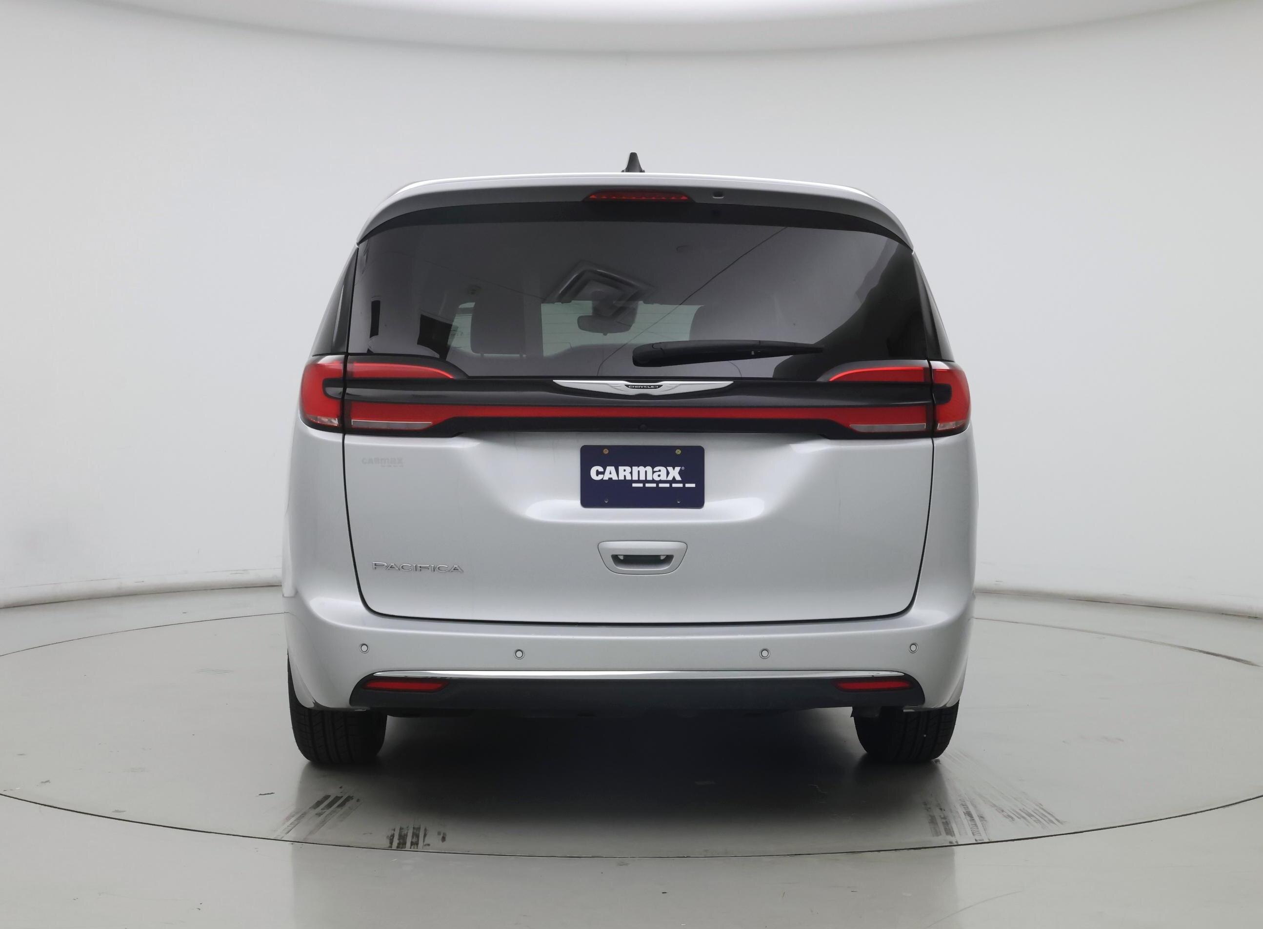 Thumbnail: 2024 Chrysler Pacifica - 6