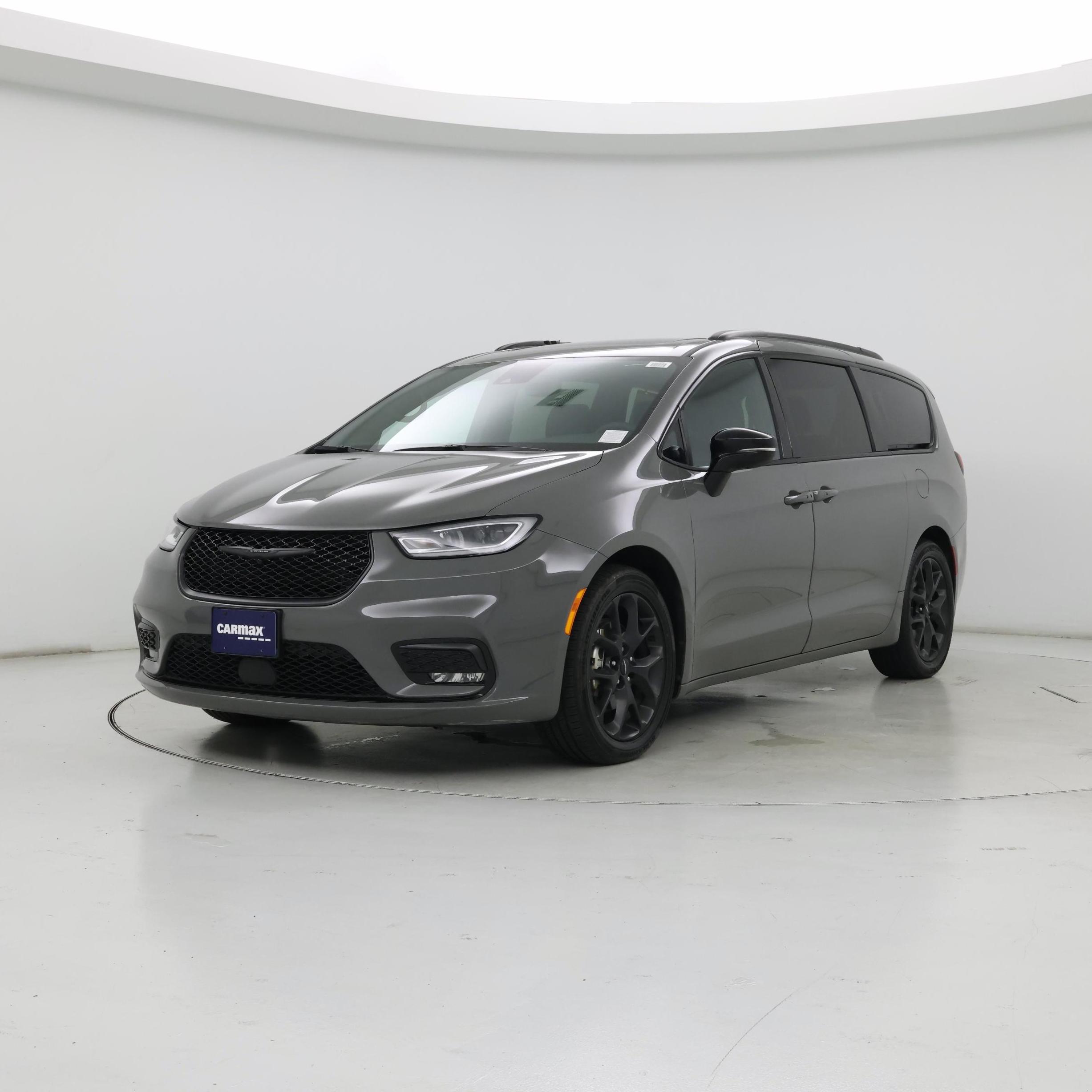 Thumbnail: 2025 Chrysler Pacifica - 4