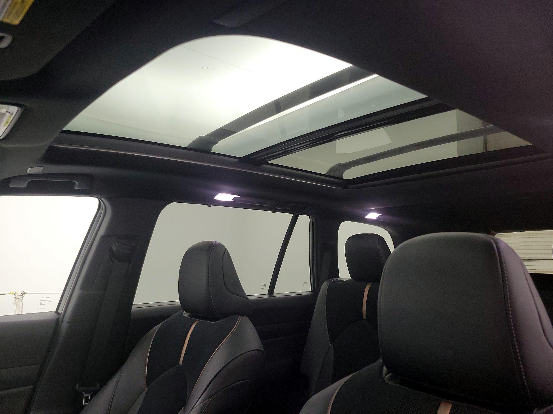 Thumbnail: 2024 Toyota Highlander - 19