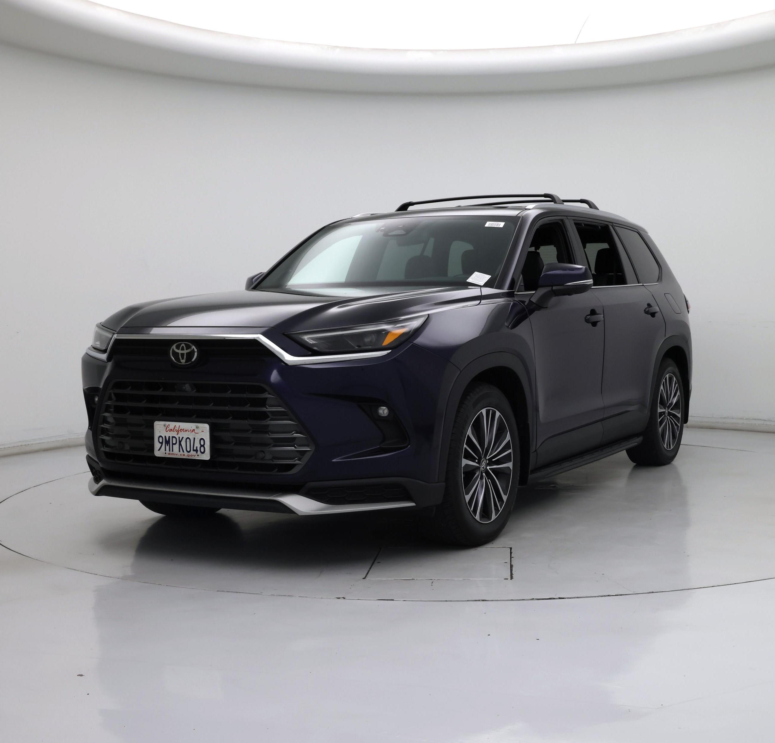 Thumbnail: 2024 Toyota Highlander - 4