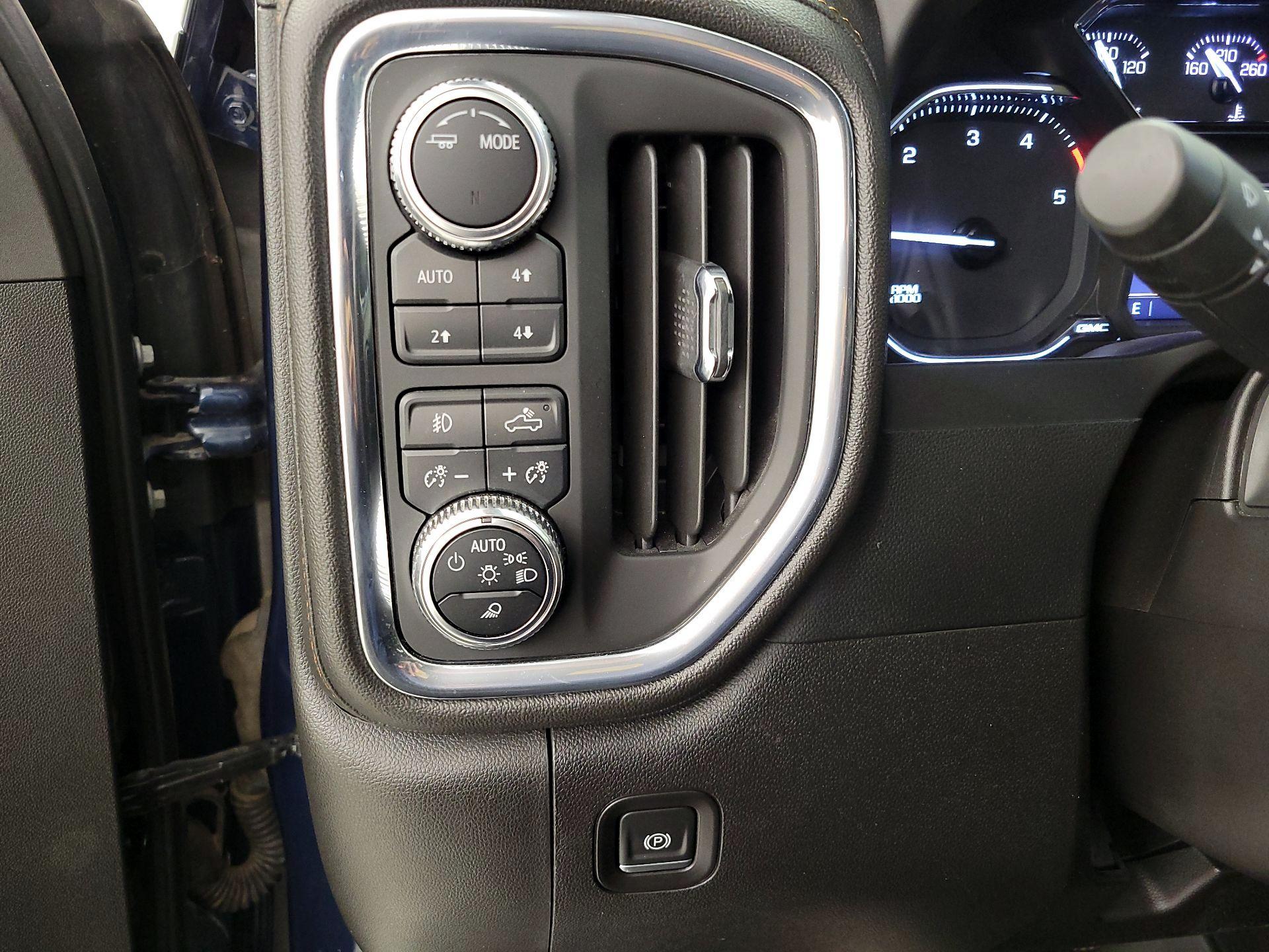Thumbnail: 2023 GMC Sierra 2500 - 13