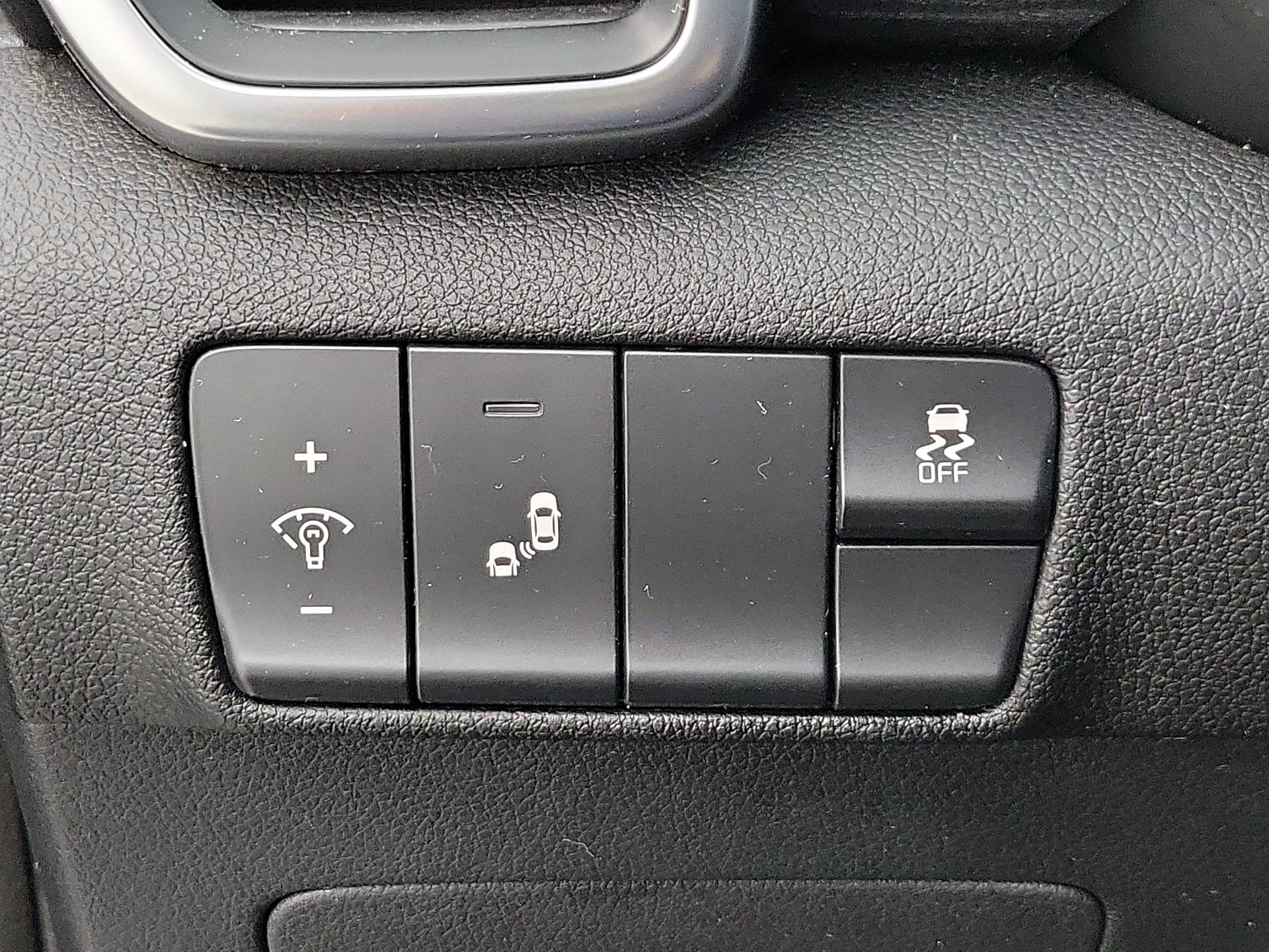 Thumbnail: 2019 Kia Sportage - 13
