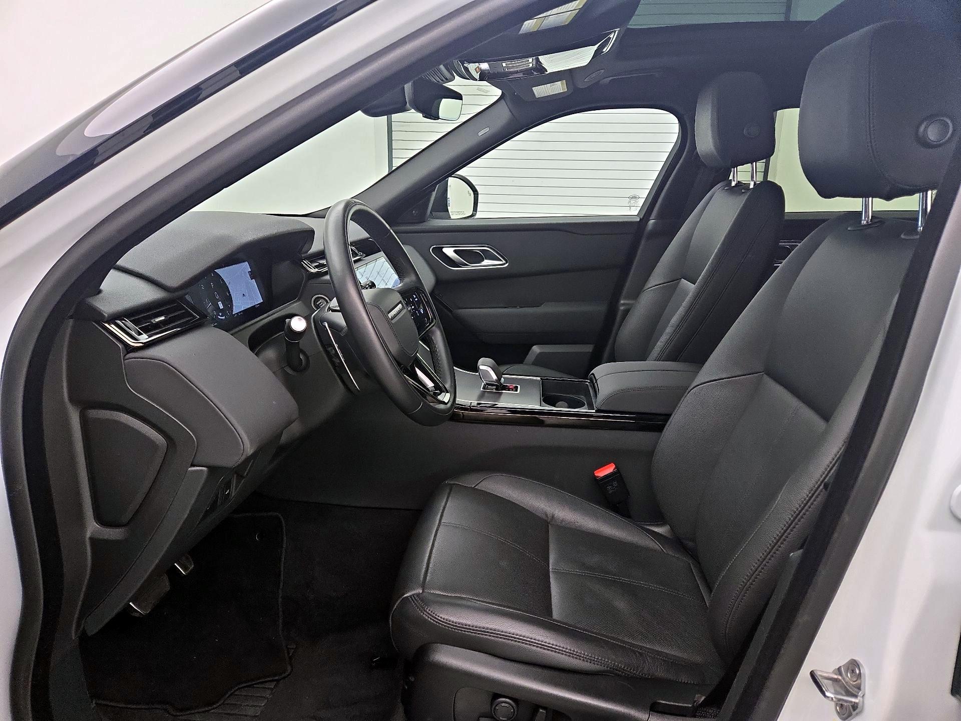 Thumbnail: 2025 Land Rover Range Rover Velar - 11