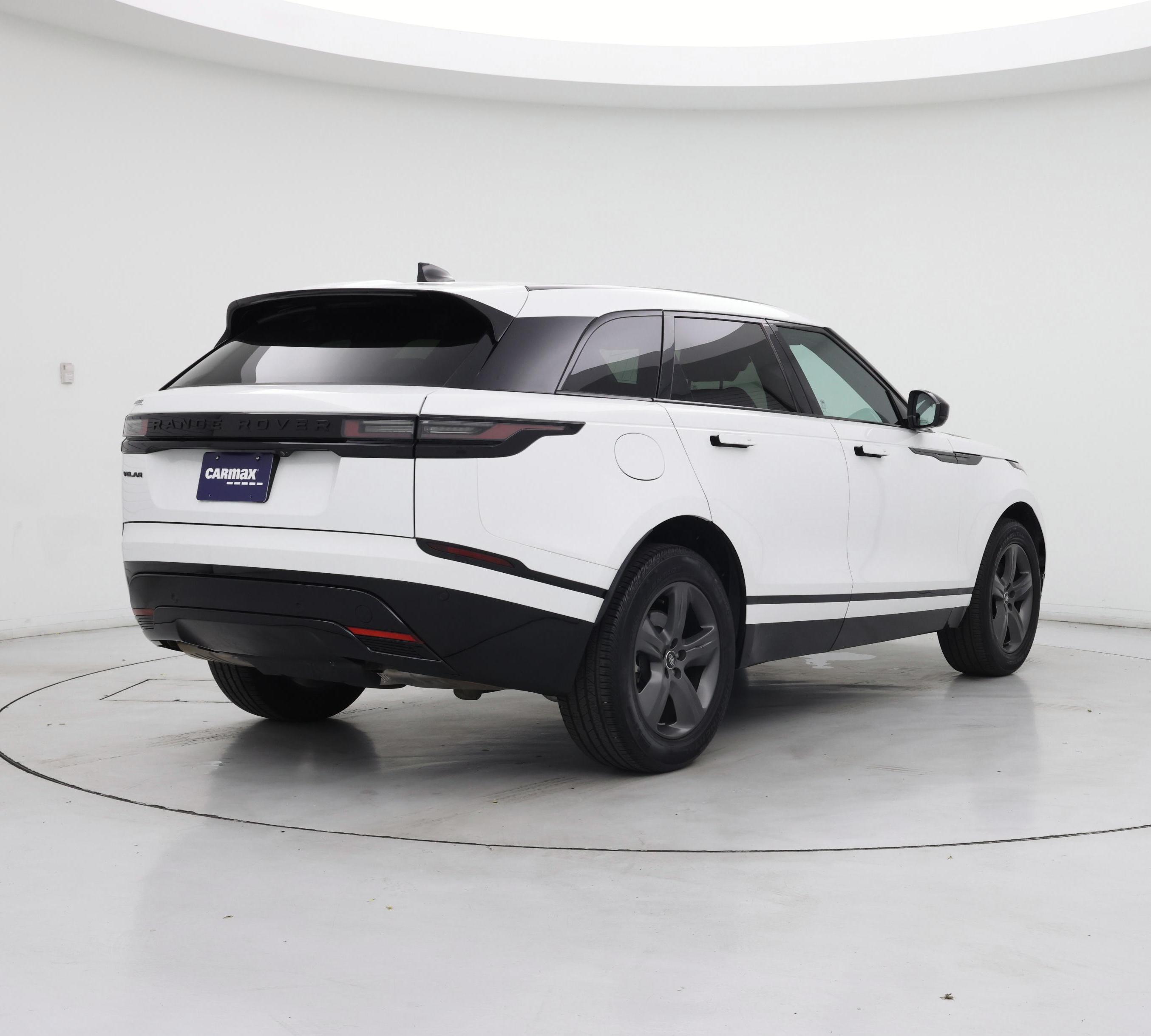 Thumbnail: 2025 Land Rover Range Rover Velar - 8
