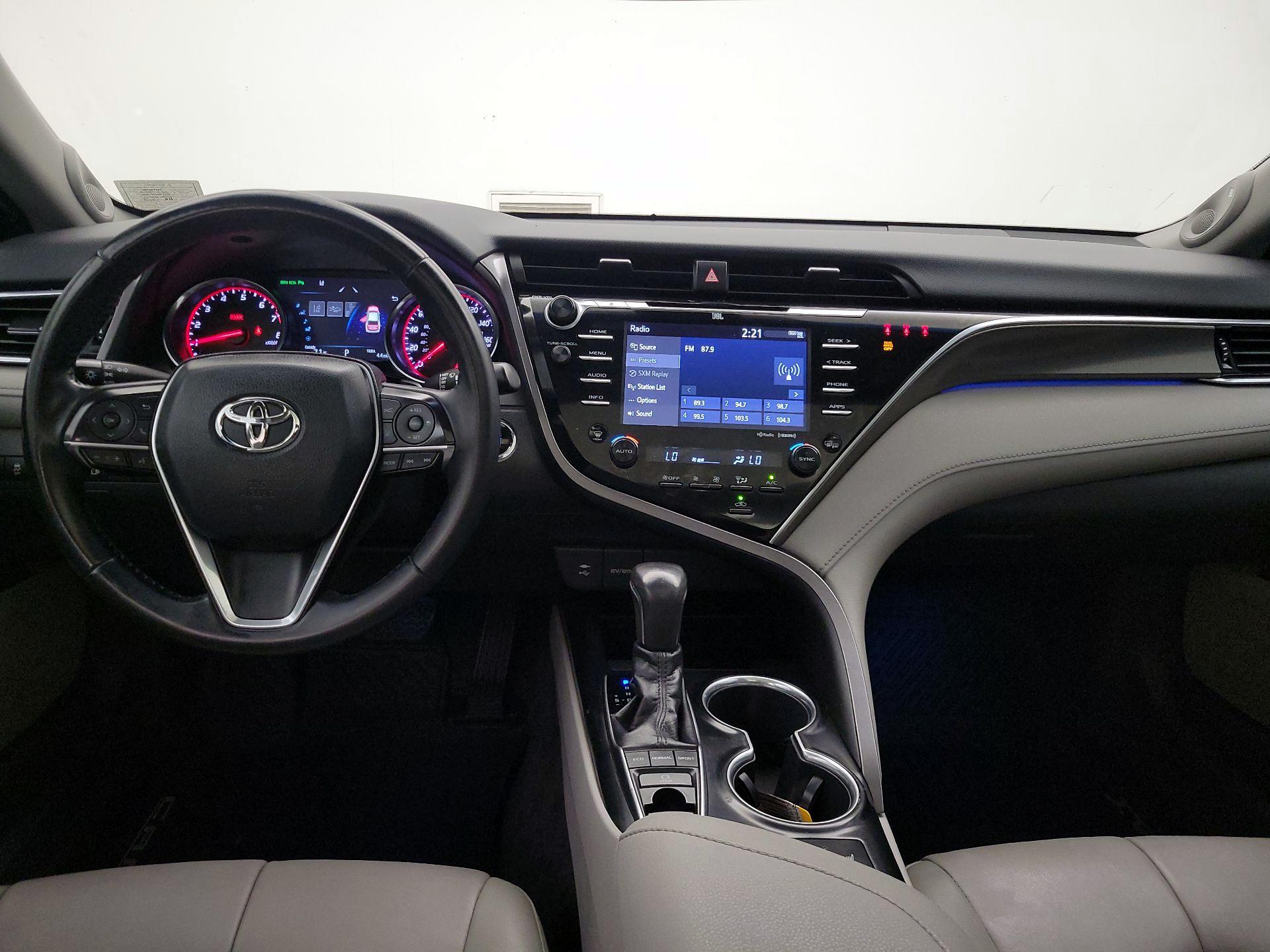 Thumbnail: 2018 Toyota Camry - 9
