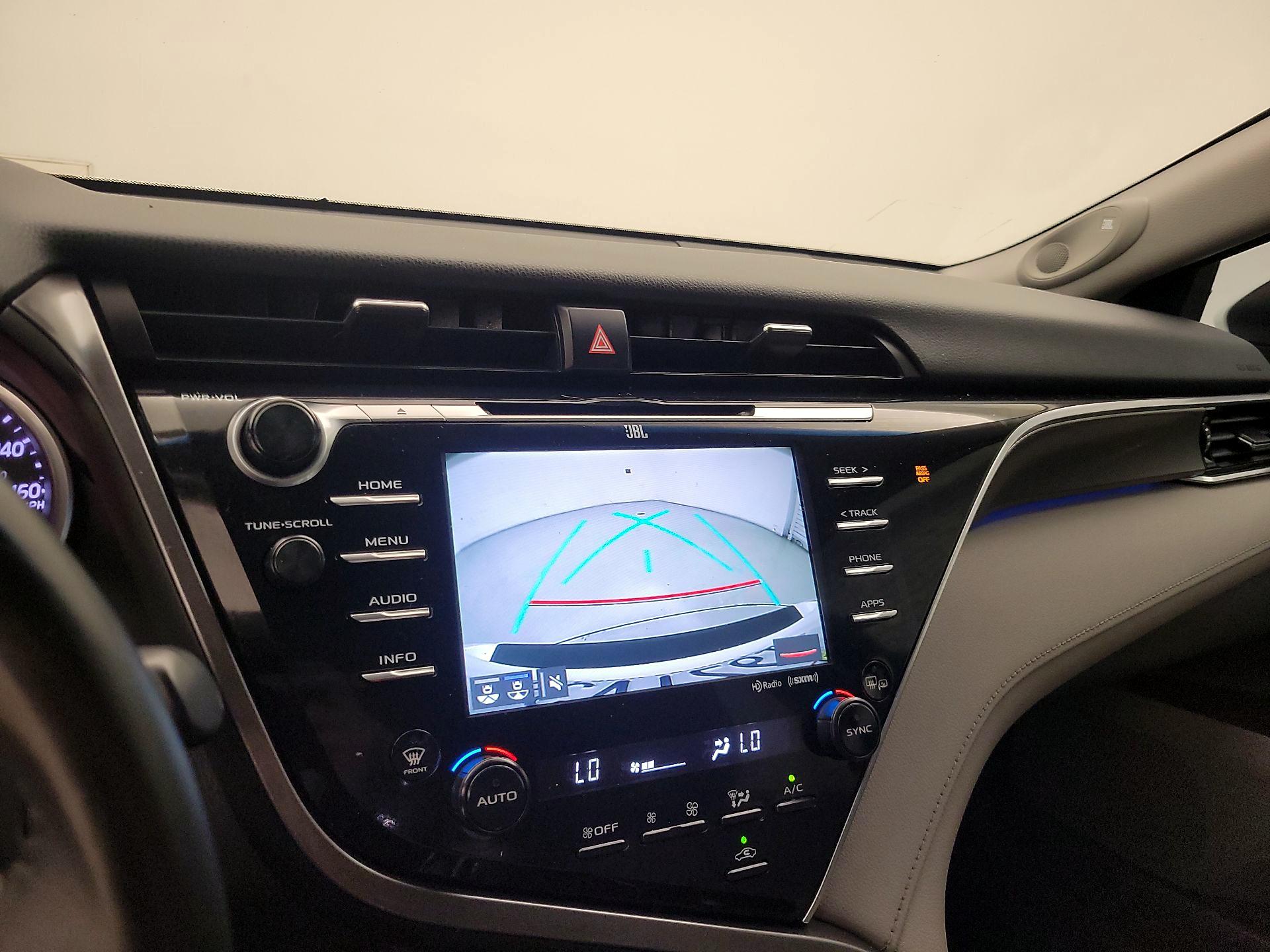 Thumbnail: 2018 Toyota Camry - 14