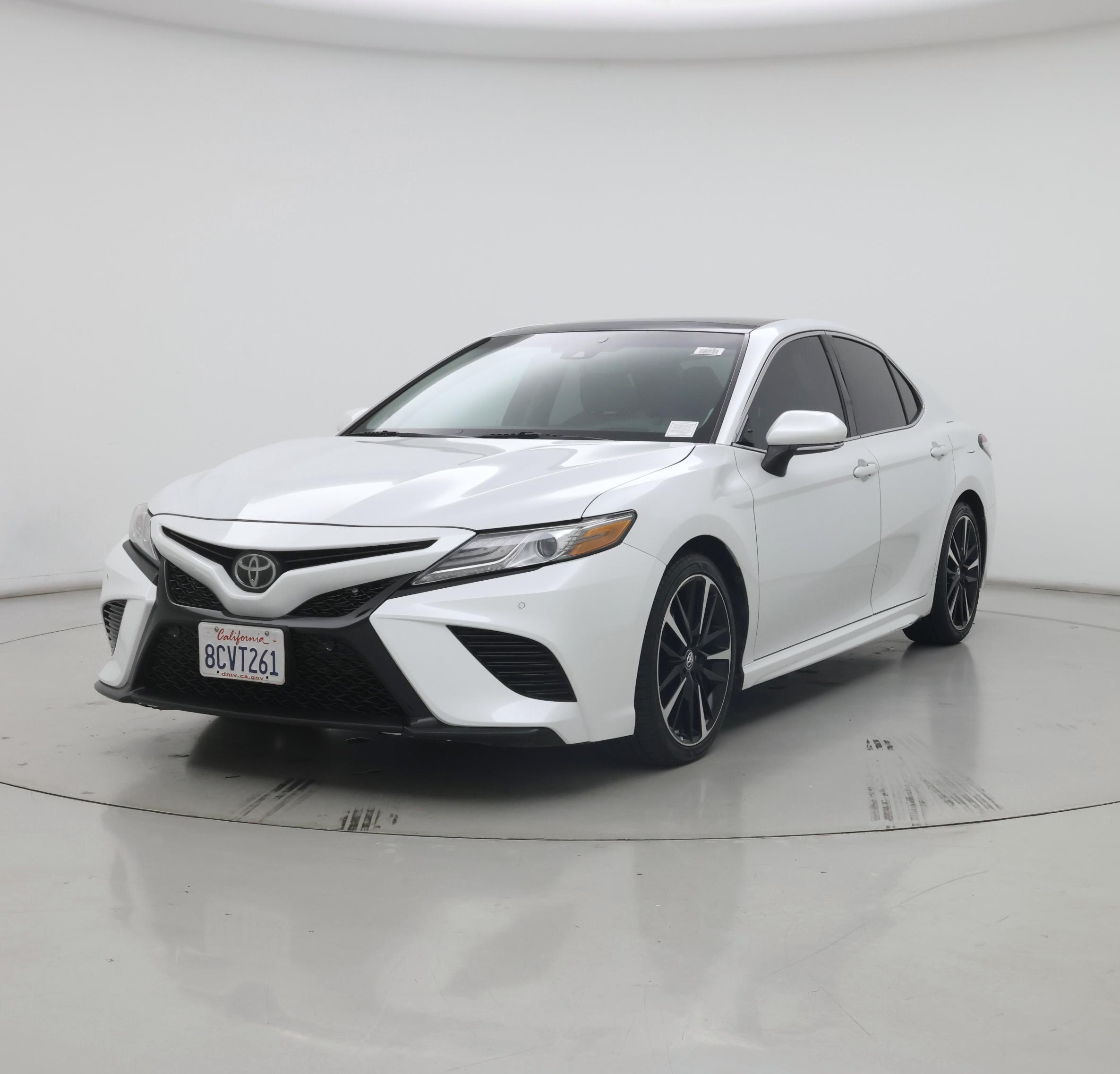 Thumbnail: 2018 Toyota Camry - 4