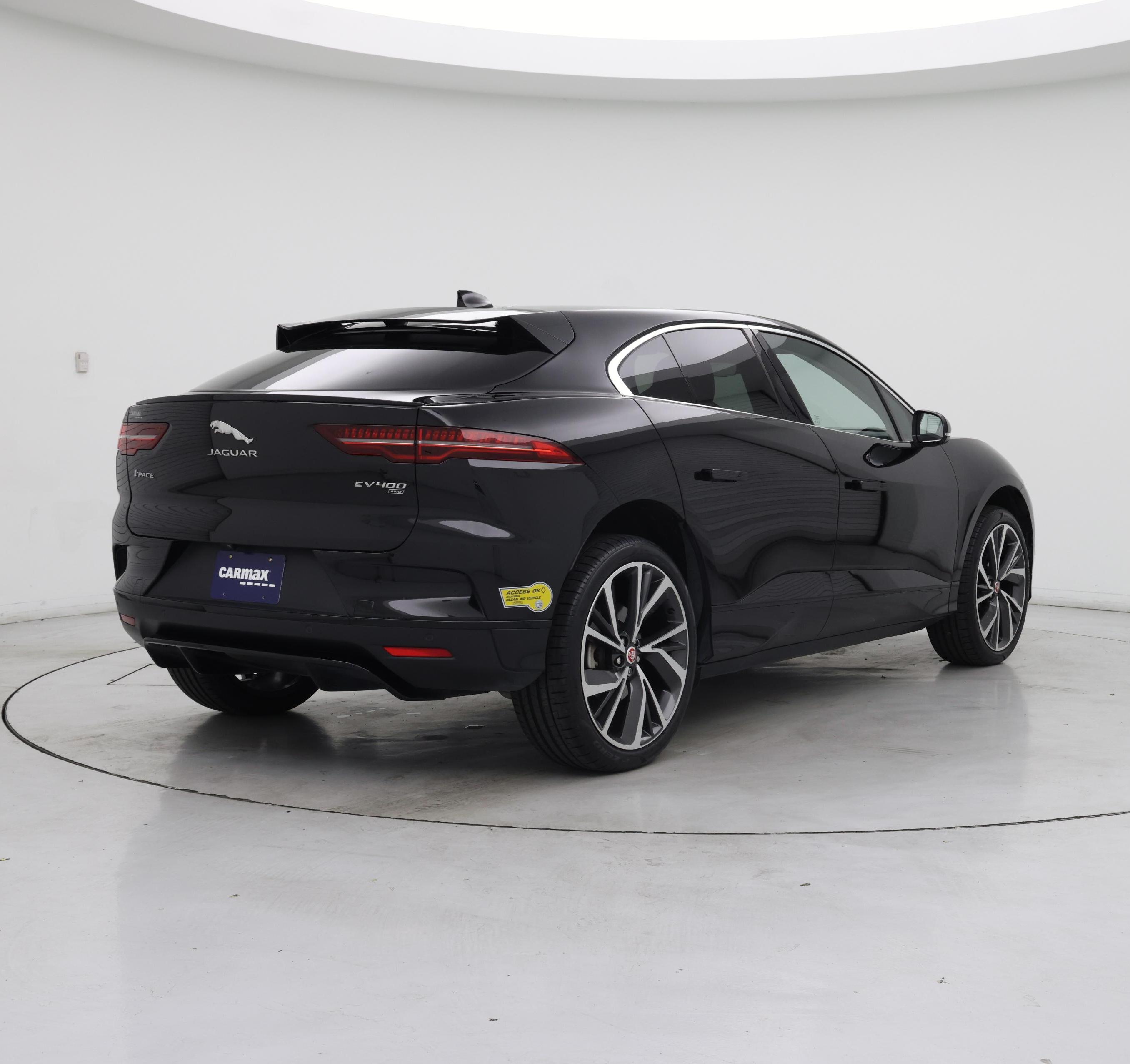 Thumbnail: 2022 Jaguar I-Pace - 8