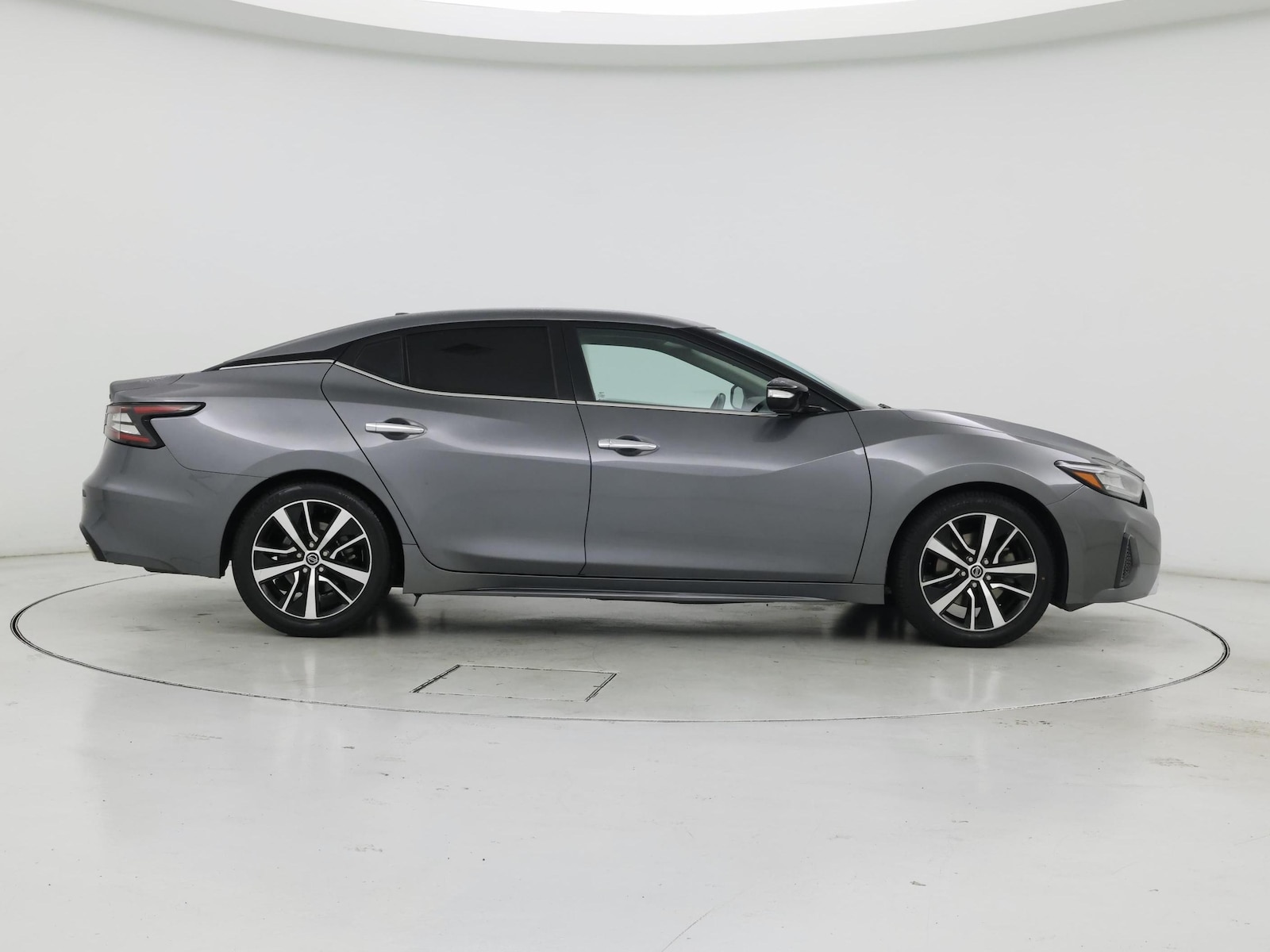 2022 Nissan Maxima SV - Photo 8