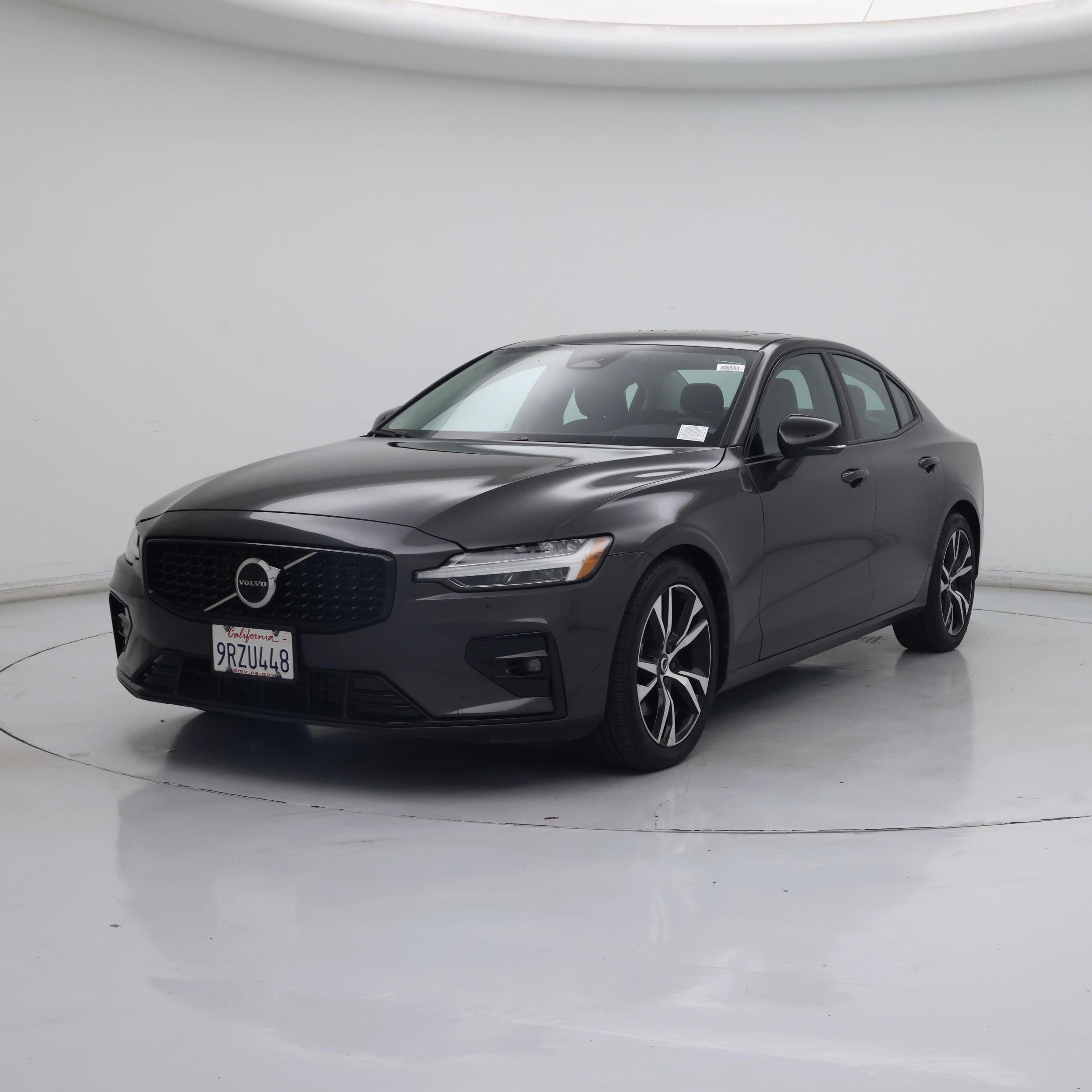 Thumbnail: 2024 Volvo S60 - 4
