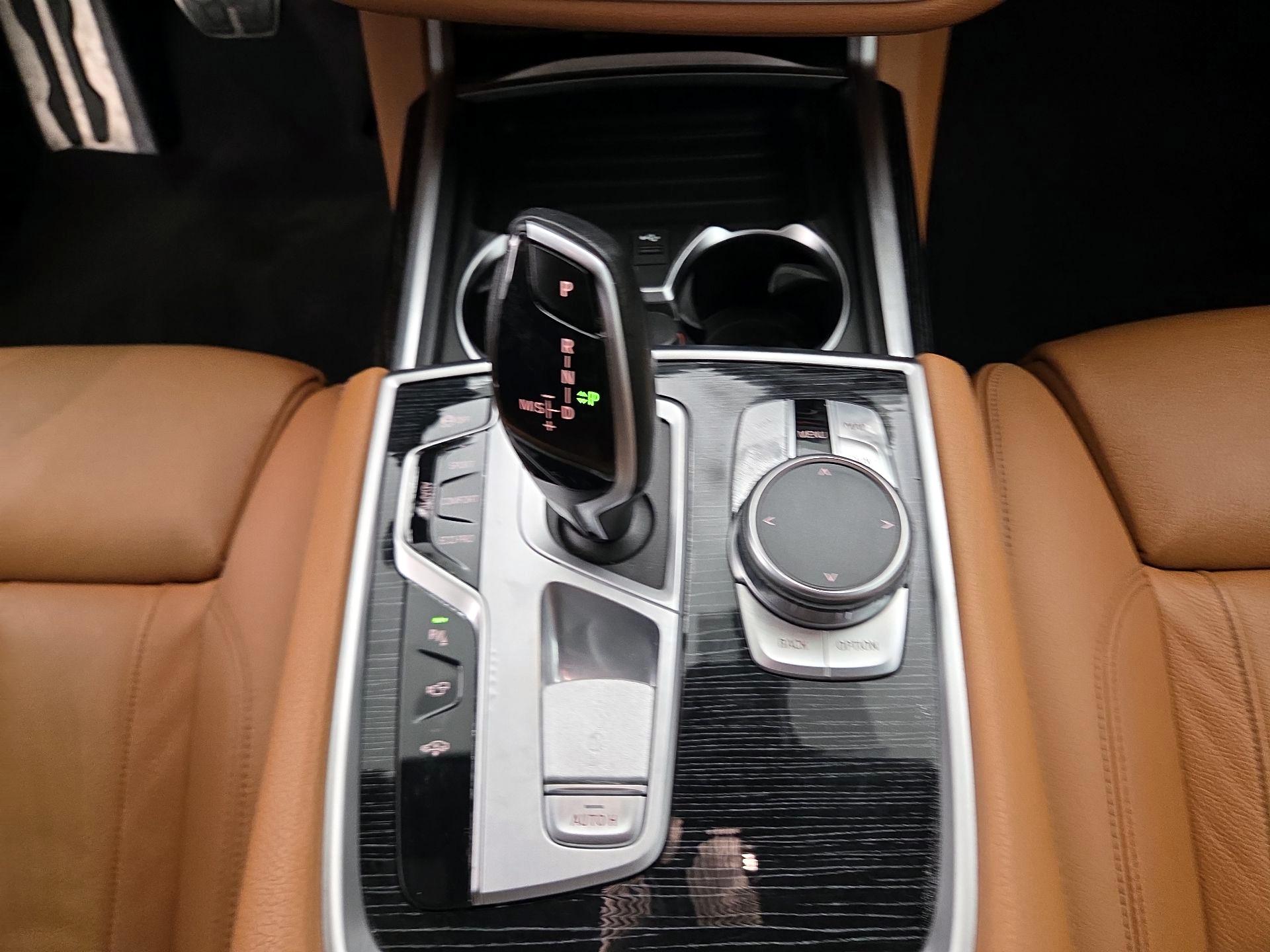 Thumbnail: 2022 BMW 7 Series - 18
