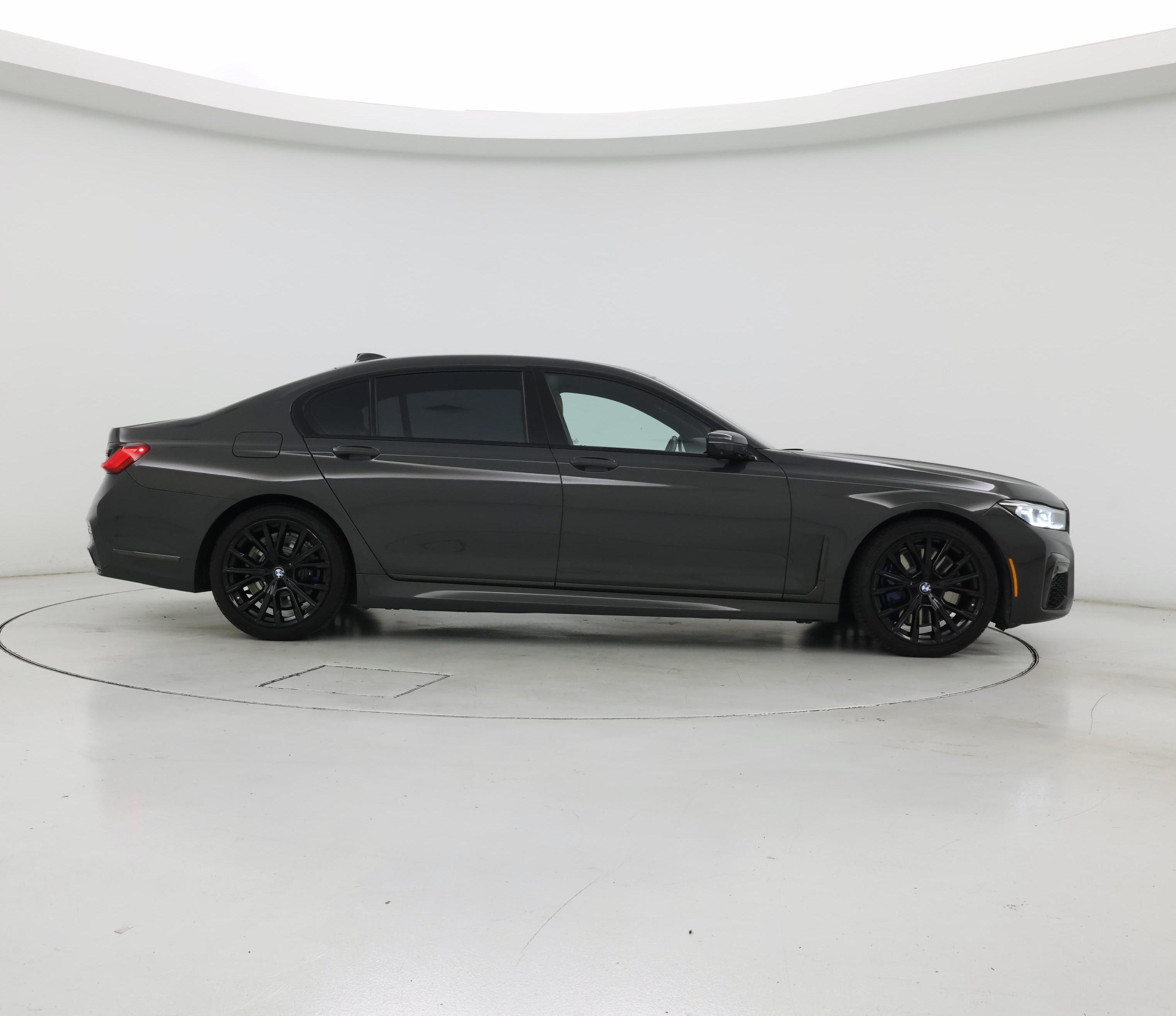 Thumbnail: 2022 BMW 7 Series - 7