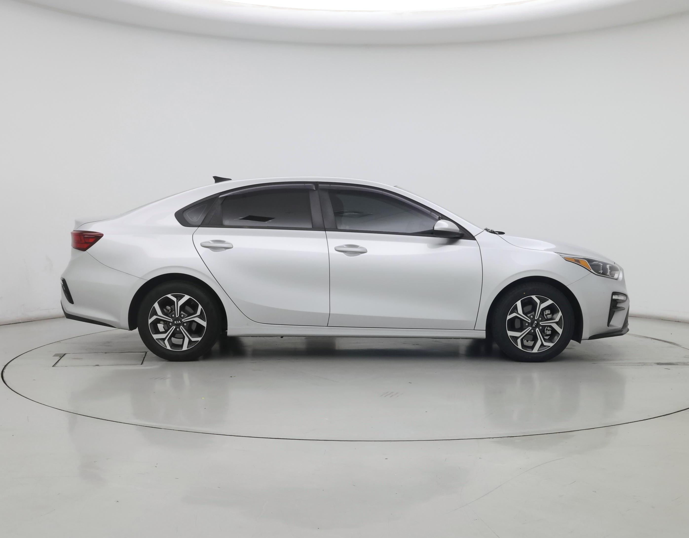 Thumbnail: 2020 Kia Forte - 7