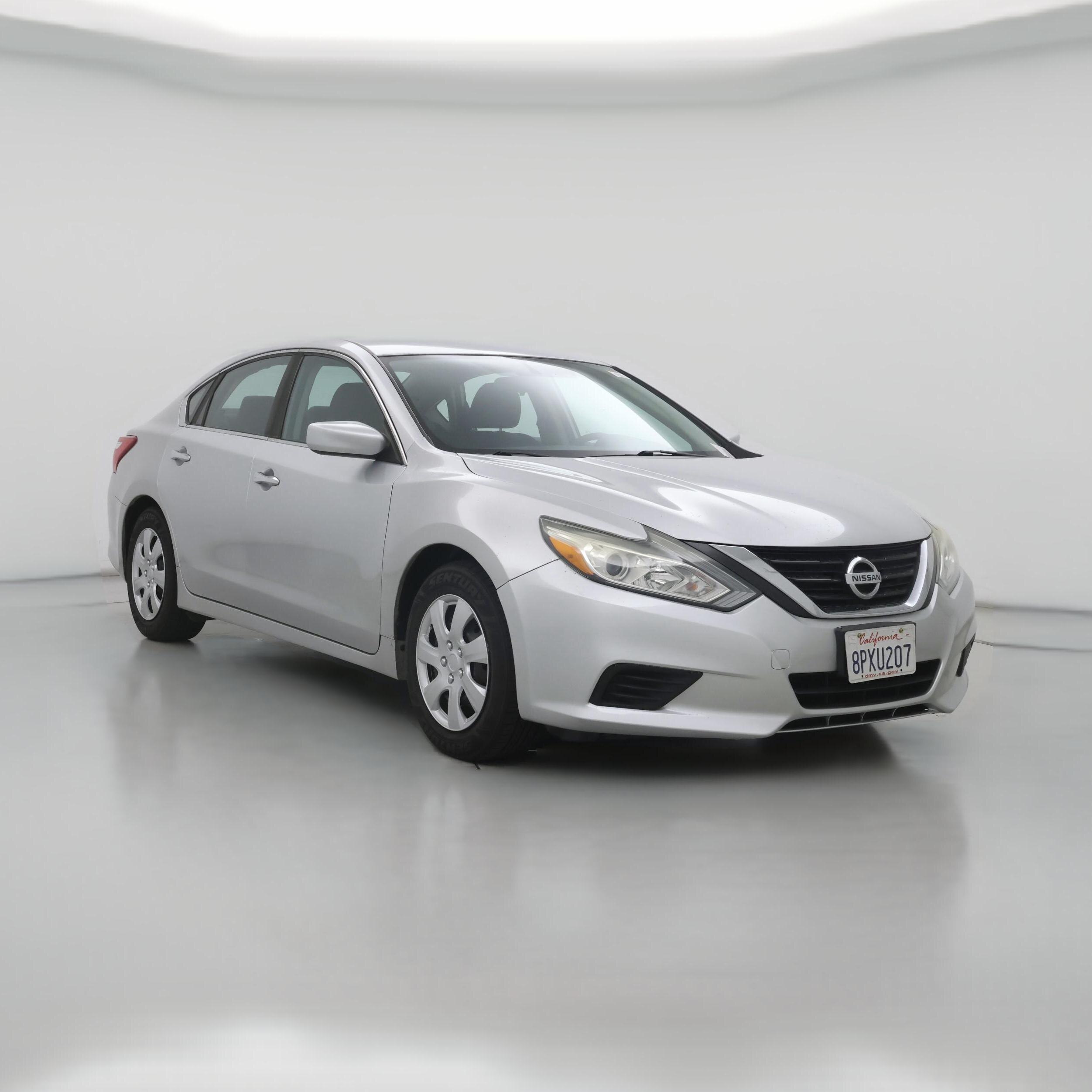 Thumbnail: 2017 Nissan Altima - 1