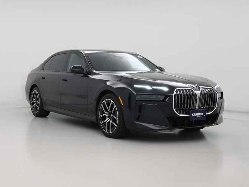 2023 BMW 740 I