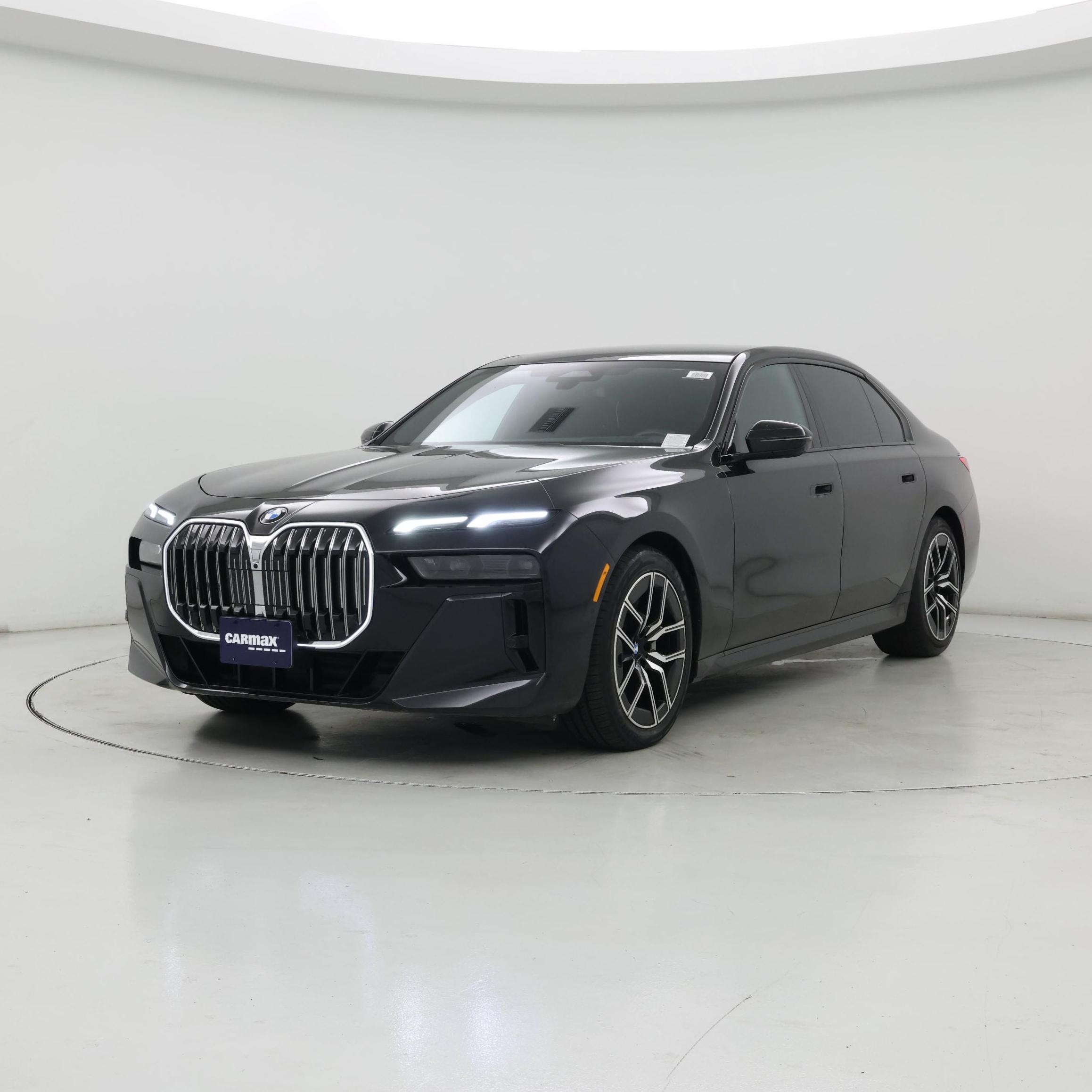 Thumbnail: 2023 BMW 7 Series - 4