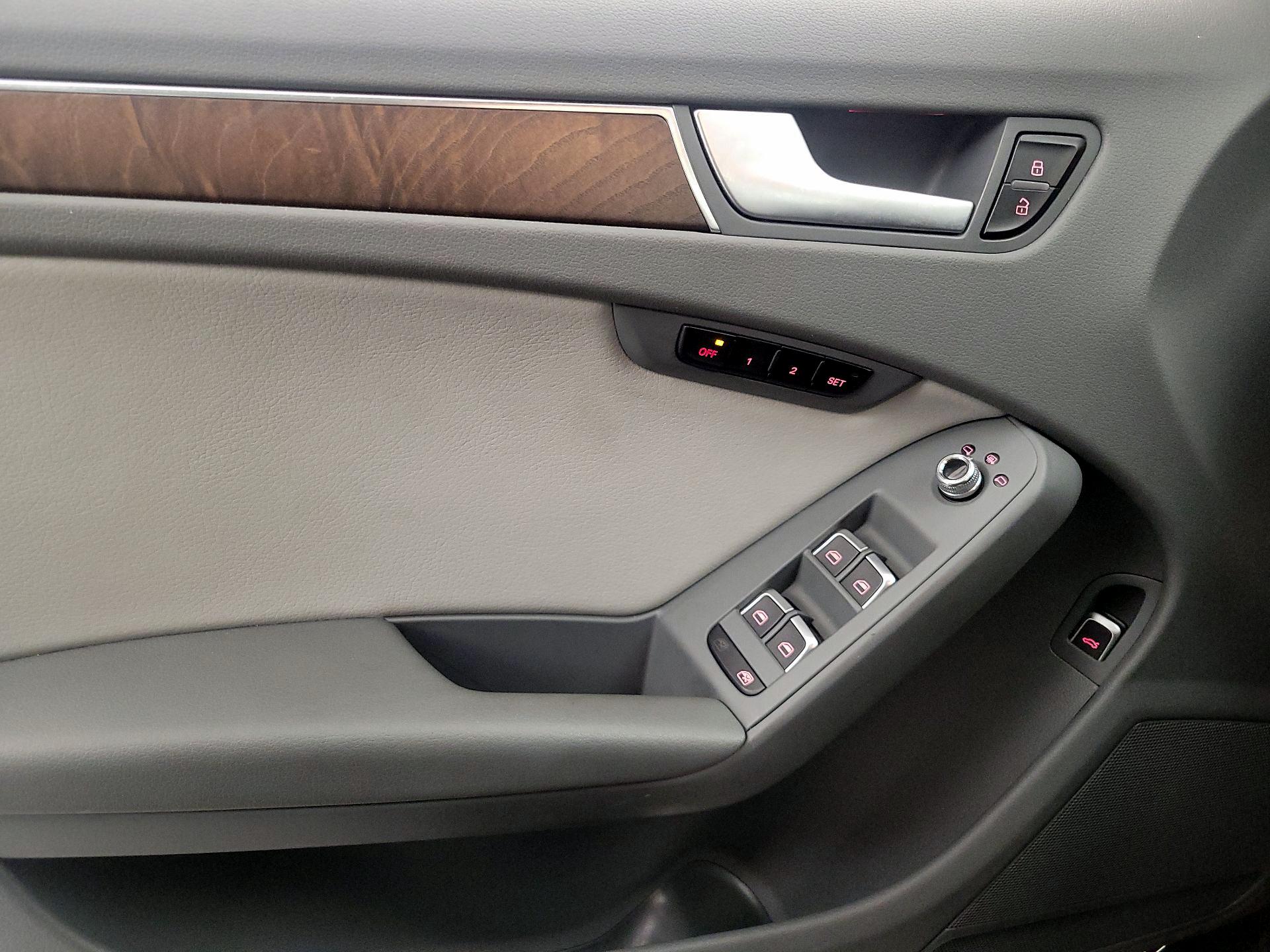 Thumbnail: 2015 Audi A4 - 12