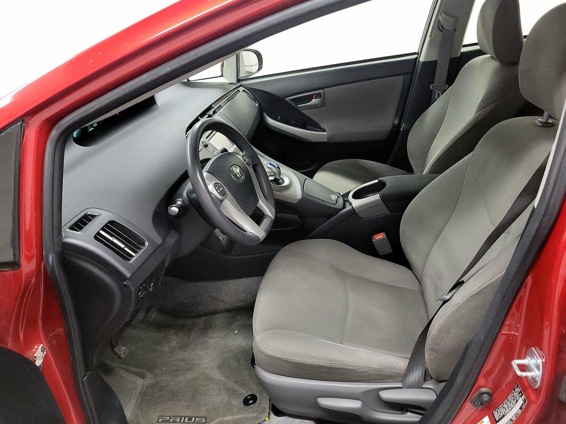 Thumbnail: 2015 Toyota Prius - 11