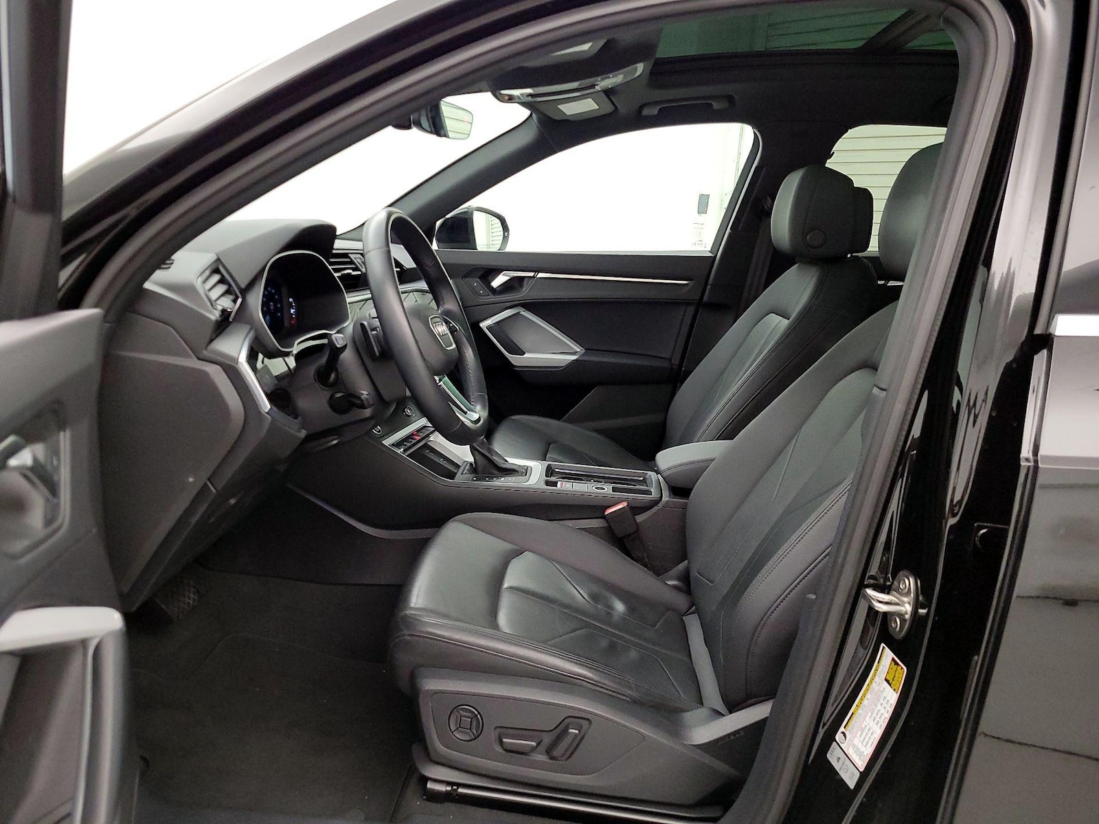 2023 Audi Q3 S Line Premium - Photo 12