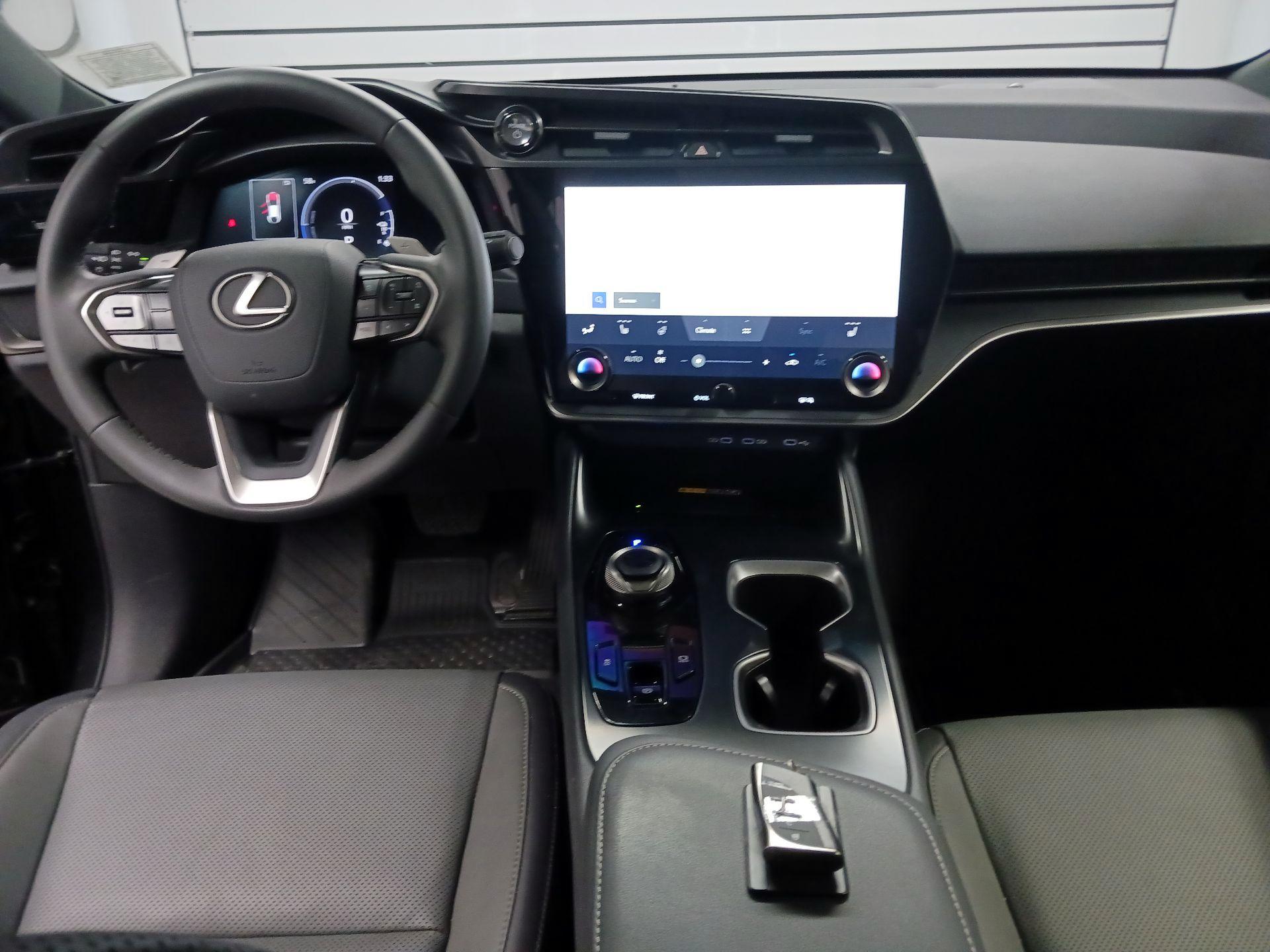 Thumbnail: 2025 Lexus RZ - 9